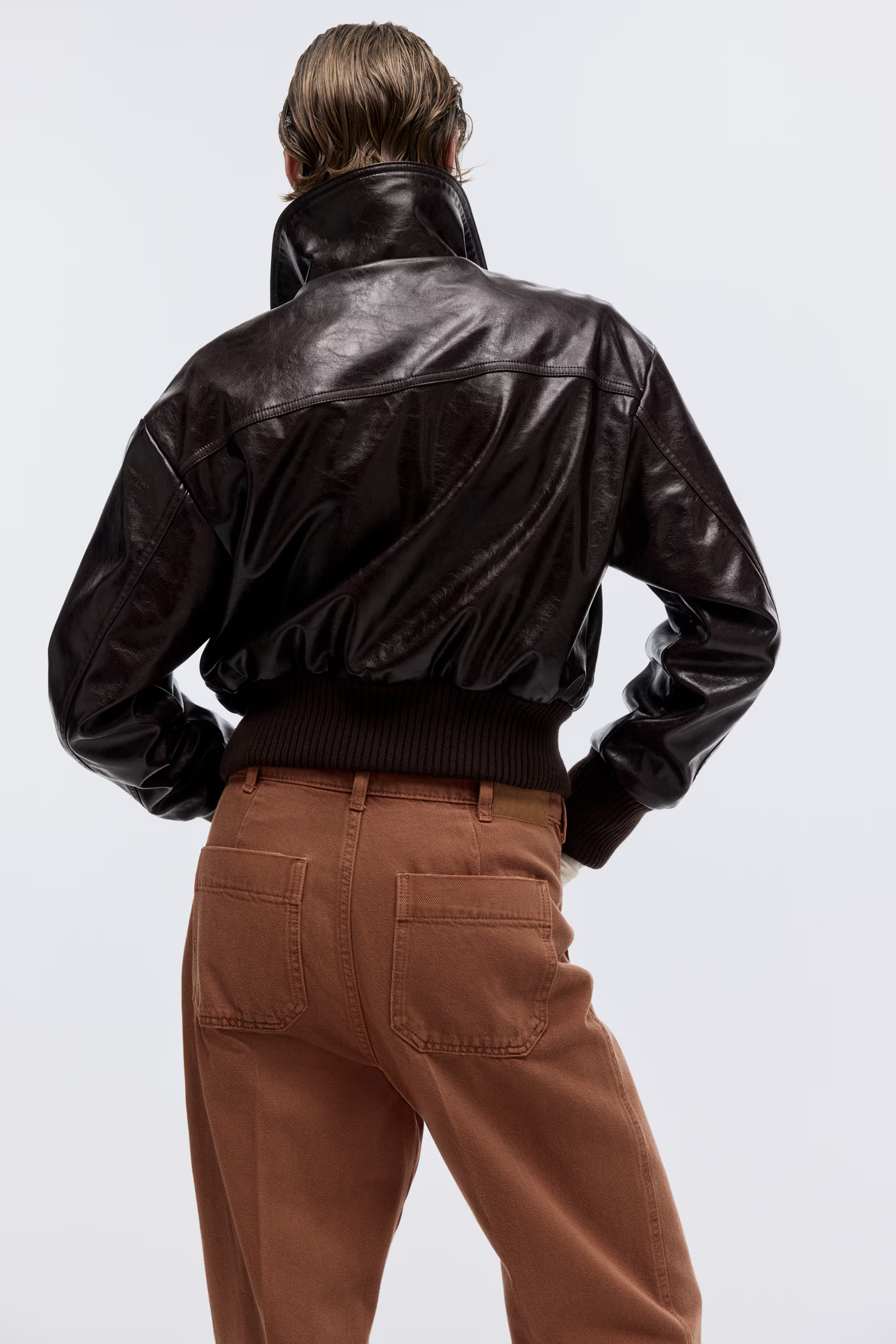 Straight High Jeans | H&M (US + CA)