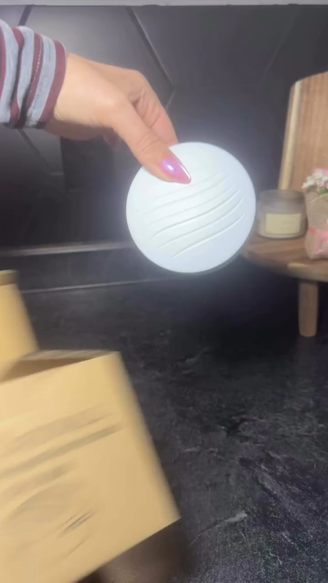 spring is near so I did a little living room refresh for the new season coming and it wouldn’t have been complete without my @scentsationals plug in air freshener + scented oils #ad 

I chose lilac blooms for our scent and it filled our home with the most beautiful floral scent which to me, is so inviting for Spring 

Comment SHOP for my refresh scent links 💐

#homerefresh #liketkit #springrefresh #ltkhome