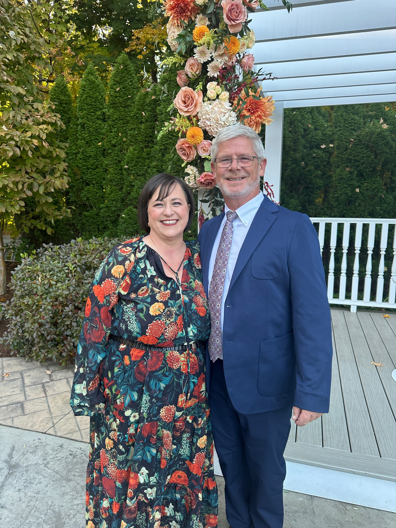 I love this fall dress that i recently wore to a wedding. Along with my husband's suit, they both traveled well!

#LTKStyleTip #LTKWedding