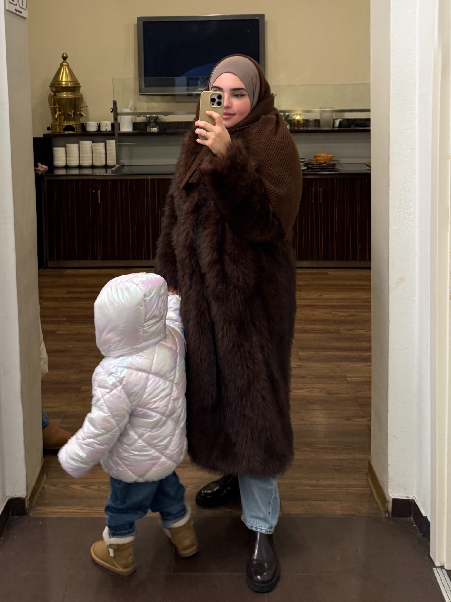 Flauschiger Mantel Schalkragen🤎🐻

#LTKkleider #LTKsale #LTKbeauty