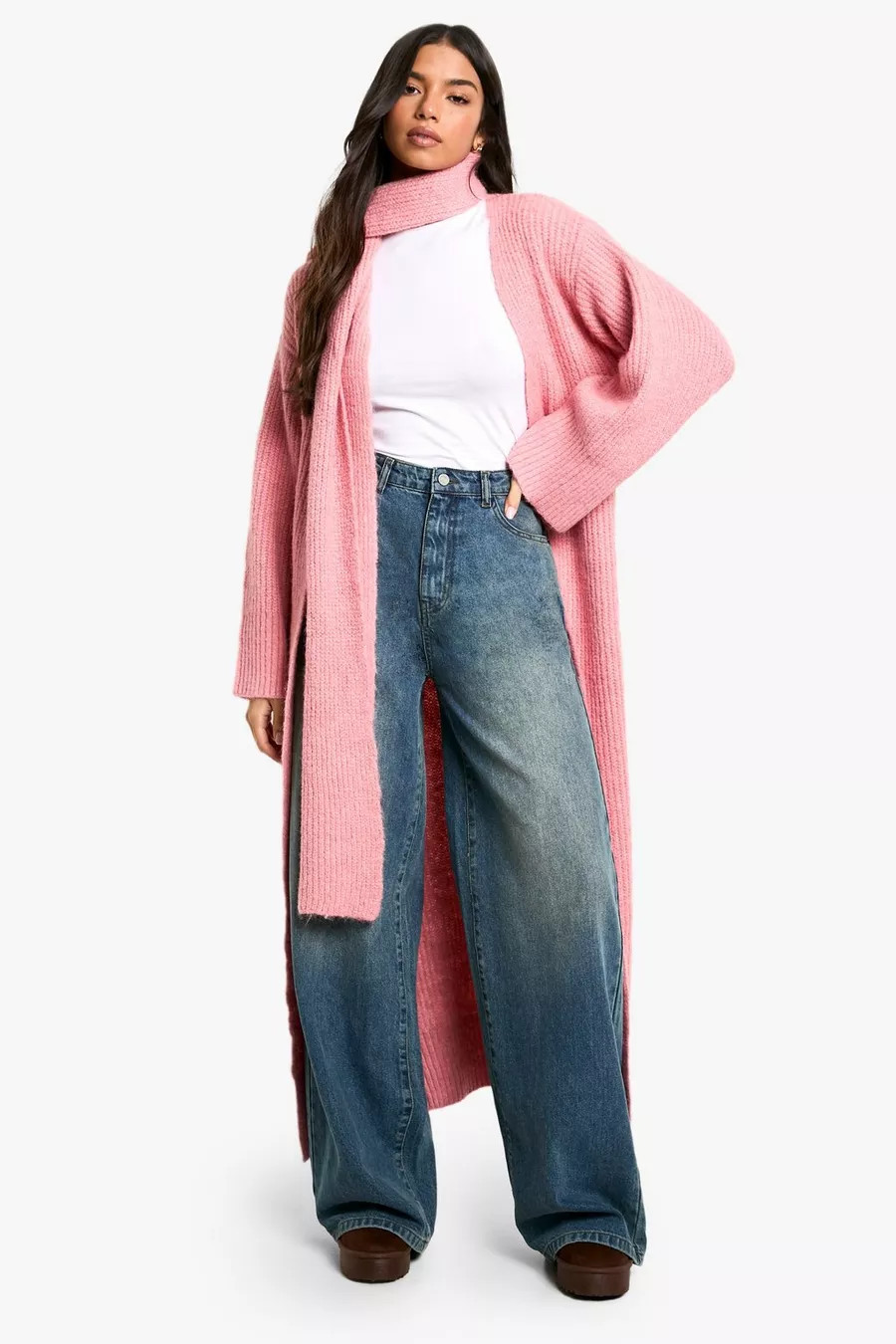 Ensemble en maille avec gilet long et écharpe oversize | Boohoo.com (FR)