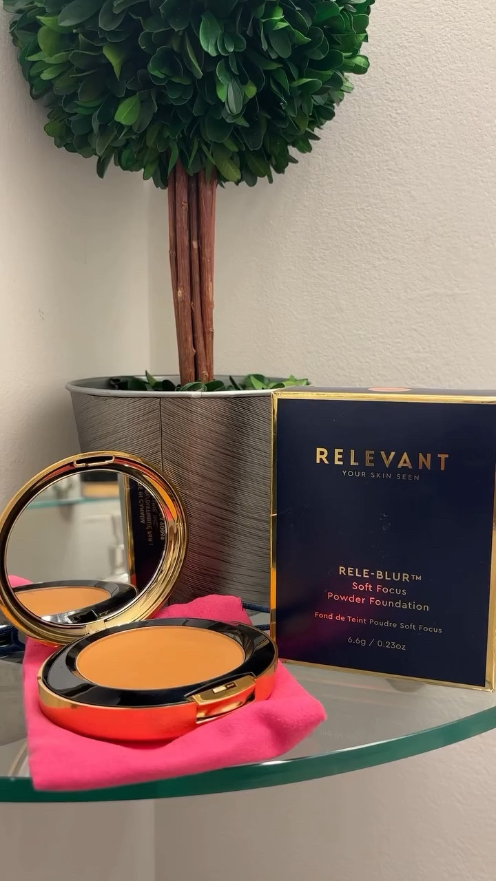 Relevant Skin Soft focus blurring foundation!
This is my favorite powder foundation and it’s super buildable and on sale for the holidays! 

@relevant.skin 🧡
#yourskincelebrated #relevantcosmetics

#LTKCyberWeek #LTKBeauty #LTKSaleAlert