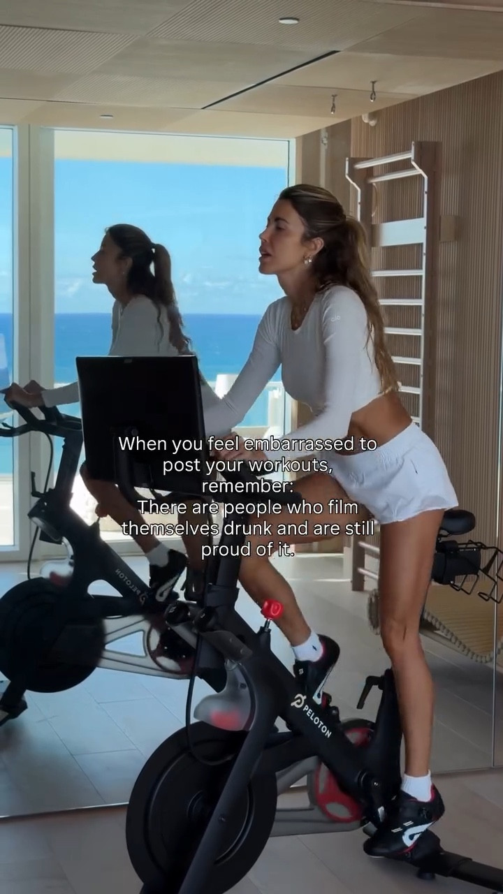 Alo workout look for today 🤍 White on white always looks so chic and put togetherr

#LTKfitnessgoals #LTKActive #LTKootd