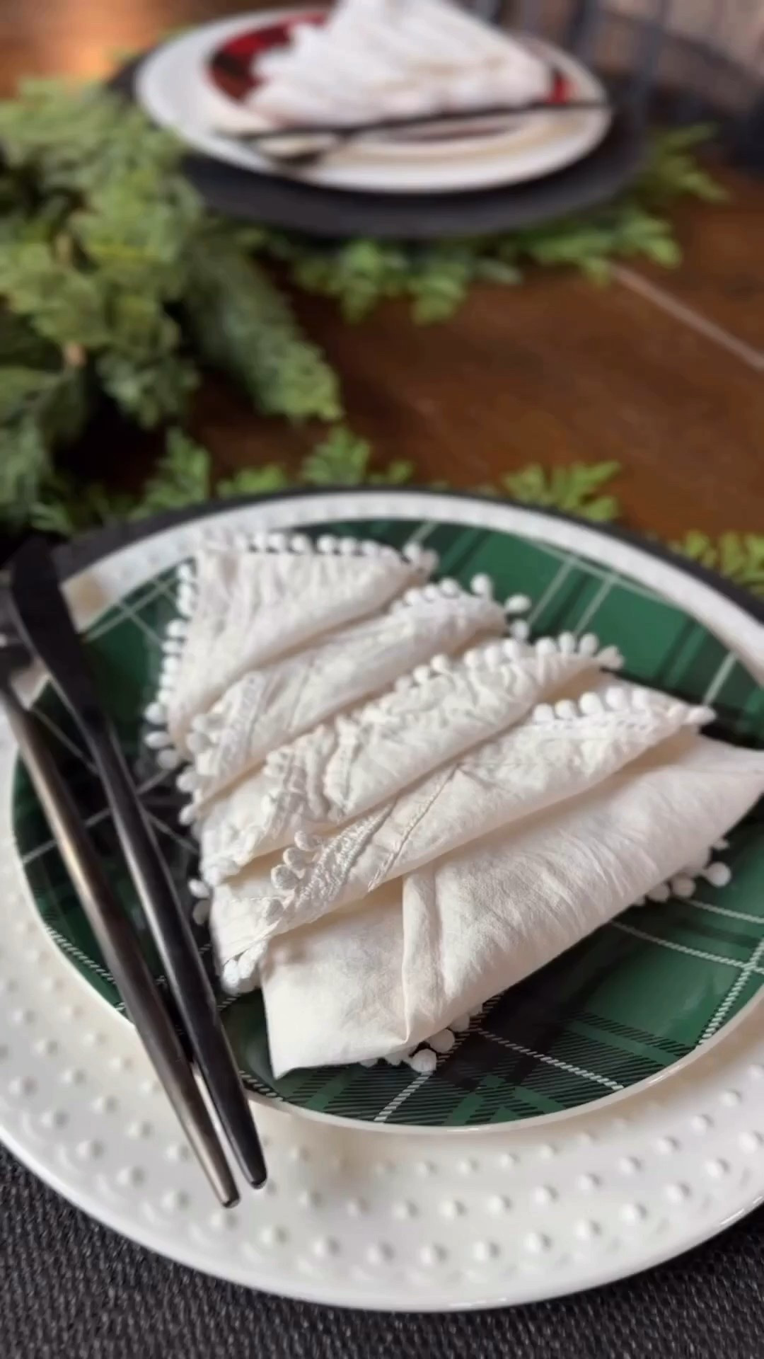  Christmas table inspiration tables settings, holiday plates, festive table decor , Christmas greenery 

#LTKHoliday #LTKSeasonal #LTKHome