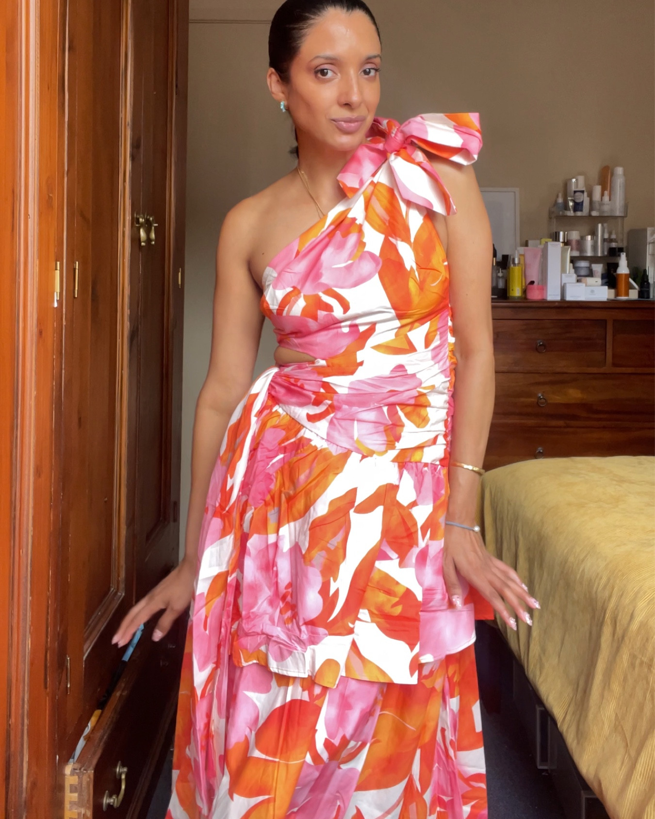 FLORAL ONE SHOULDER TIERED MIDI WEDDING GUEST DRESS

#LTKwedding #LTKparties #LTKaustralia