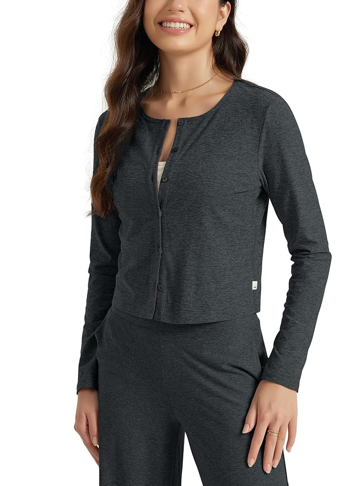 ODODOS Women's Cardigan - Ultra Soft Stratum Tech Performance Long Sleeve Crop UPF 50+ Button Dow... | Amazon (US)