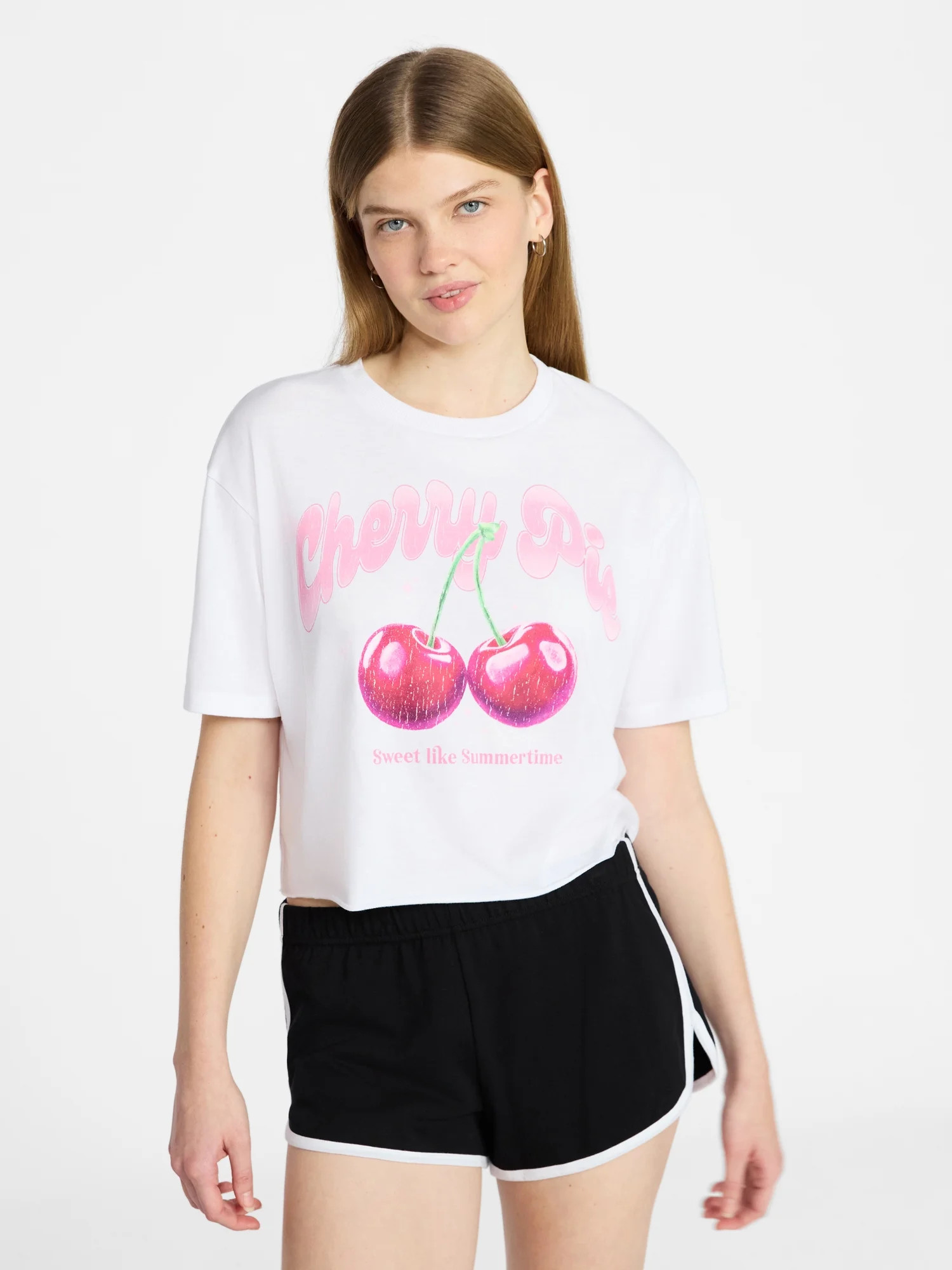 No Boundaries Boxy Cropped Graphic Tee, Women's XXS-XXL - Walmart.com | Walmart (US)
