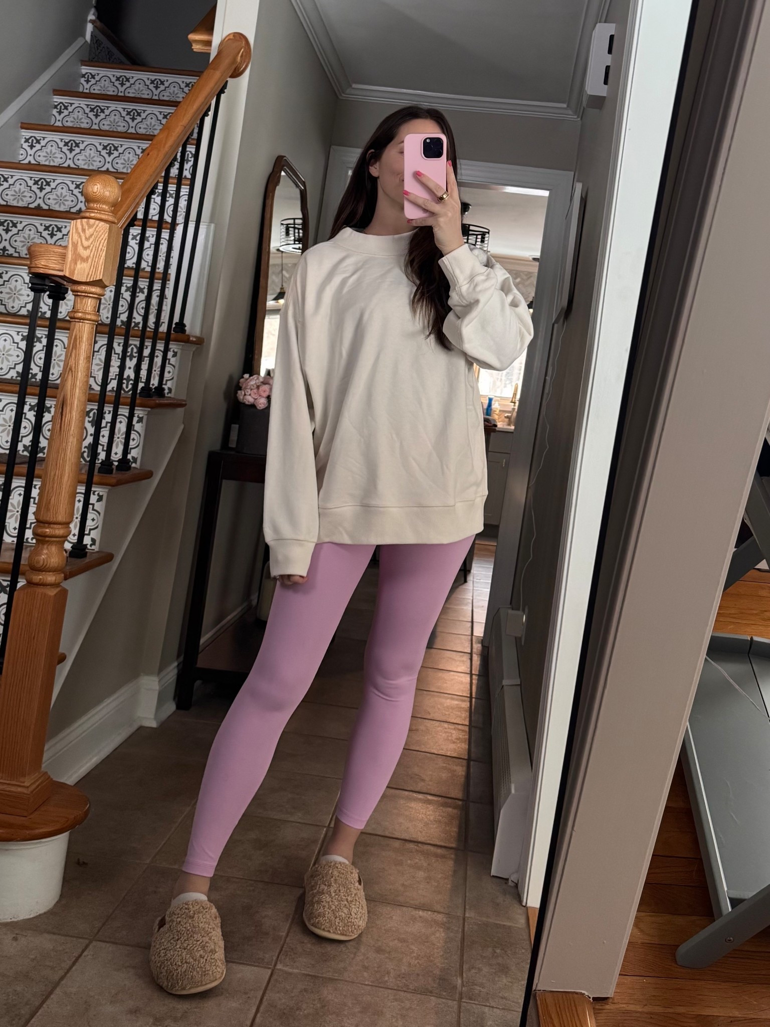 Today’s workout outfit! 
Loving this sweatshirt from @abercrombie - I sized up to an L 

#LTKSaleAlert #LTKActive #LTKmomlife