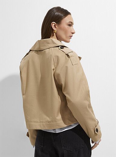 Cropped double-breasted trench coat
        
        

		
        

        
    
        
    
	... | Simons