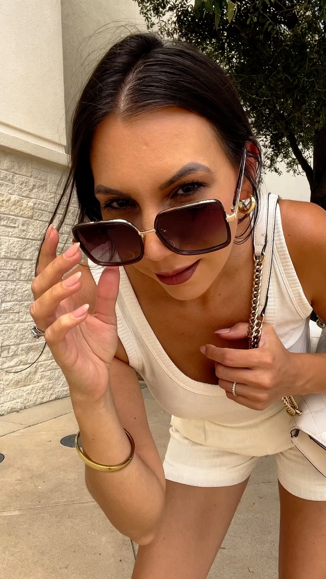 Chic summer outfit with these luxury like linen shorts from Amazon 

#LTKVideo #LTKStyleTip #LTKSeasonal