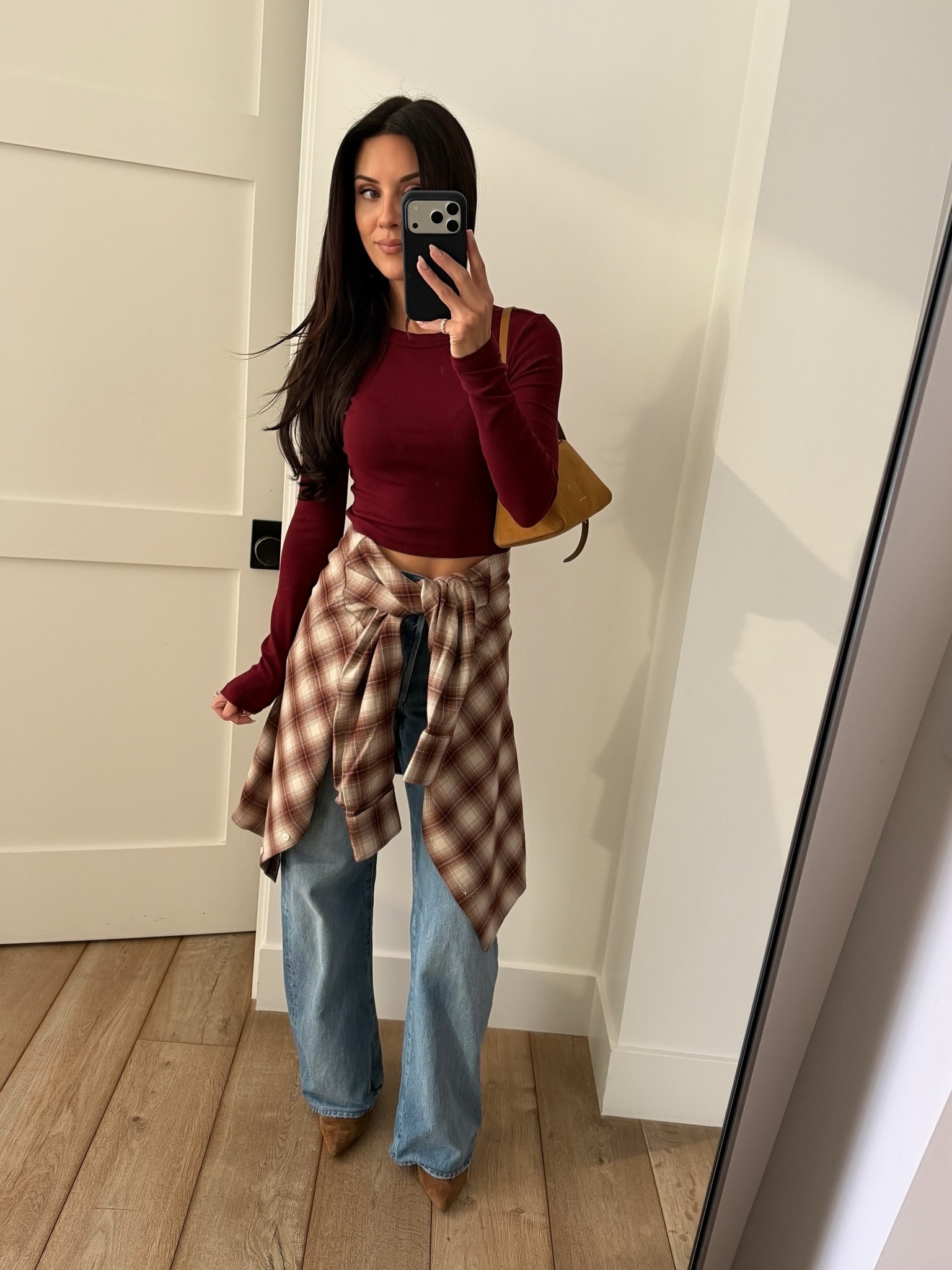 Causal girls night, dinner and some cute pieces for fall. I’m obsessed with this flannel. I own these jeans and several colors. I love them so much. I’m wearing a size 24 pair them with the most practical comfortable boots you’ll ever invest in and a new mid range bag ￼ i’ll be wearing all fall!

#LTKSeasonal #LTKootd #LTKmomlife