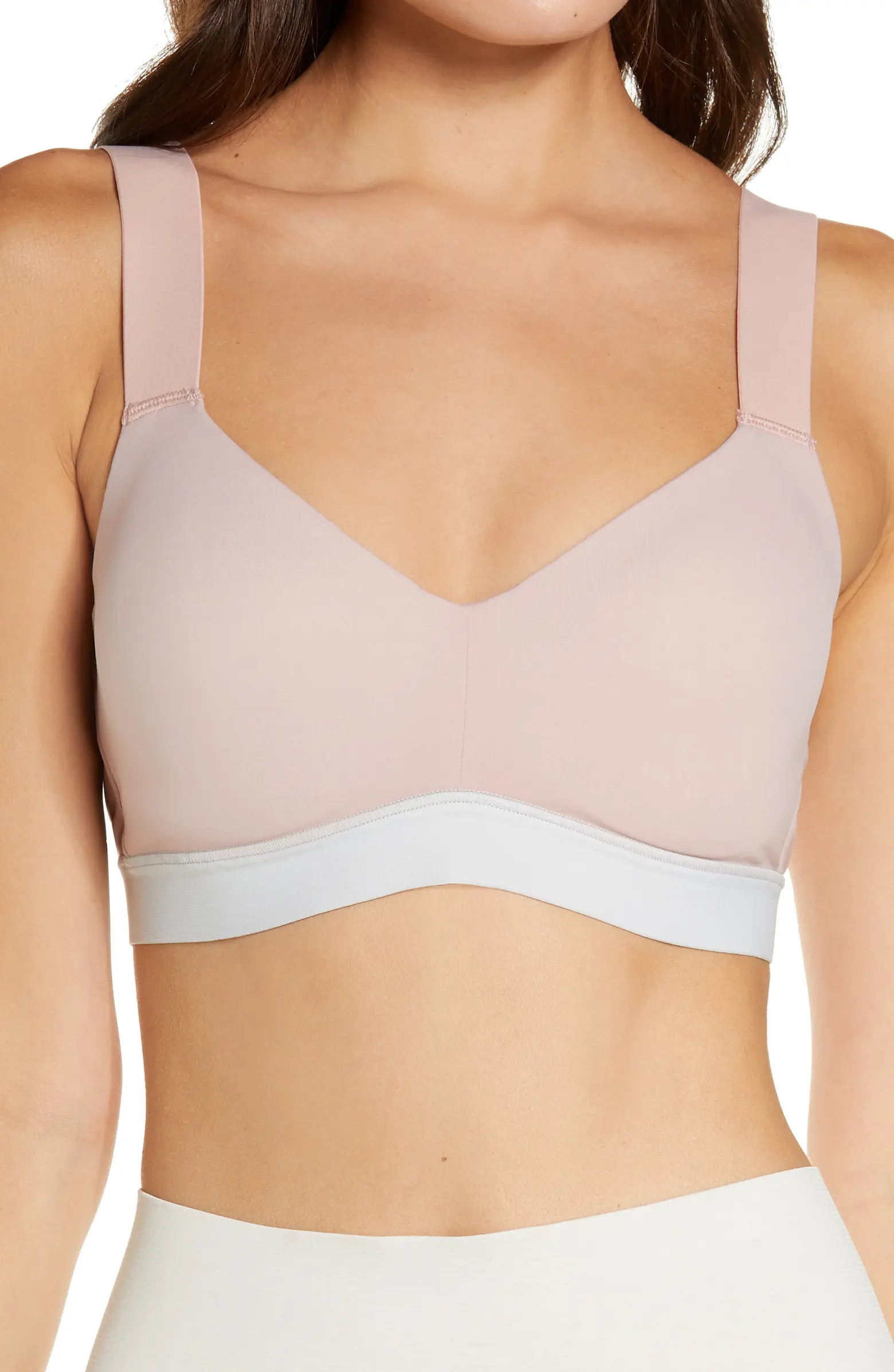Dynamic Contour Underwire Sports Bra | Nordstrom