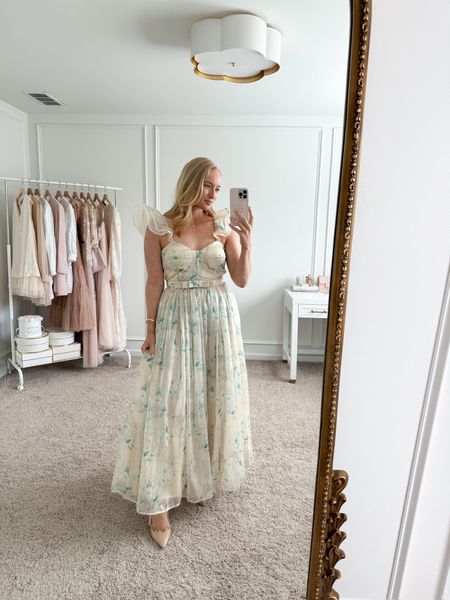 In love with this gorgeous maxi dress from Petal and Pup! The fit is perfect! I’m wearing size medium. Use my code STRAWBERRY20 for 20% off! 
Wedding guest dresses // formal dresses // event dresses // cocktail dresses // gala dresses // Petal and Pup finds

#LTKstyletip #LTKSeasonal #LTKwedding