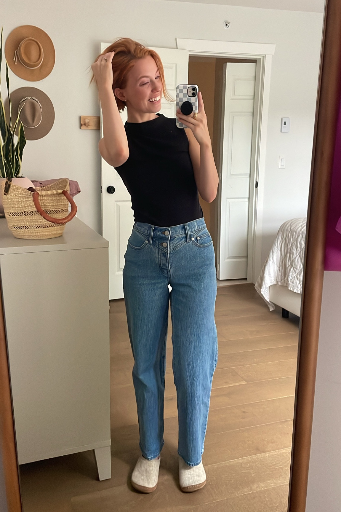 wide leg jeans + mock neck tank = the ultimate staple for cold months 🍂😍

#LTKfindsunder100 #LTKSeasonal