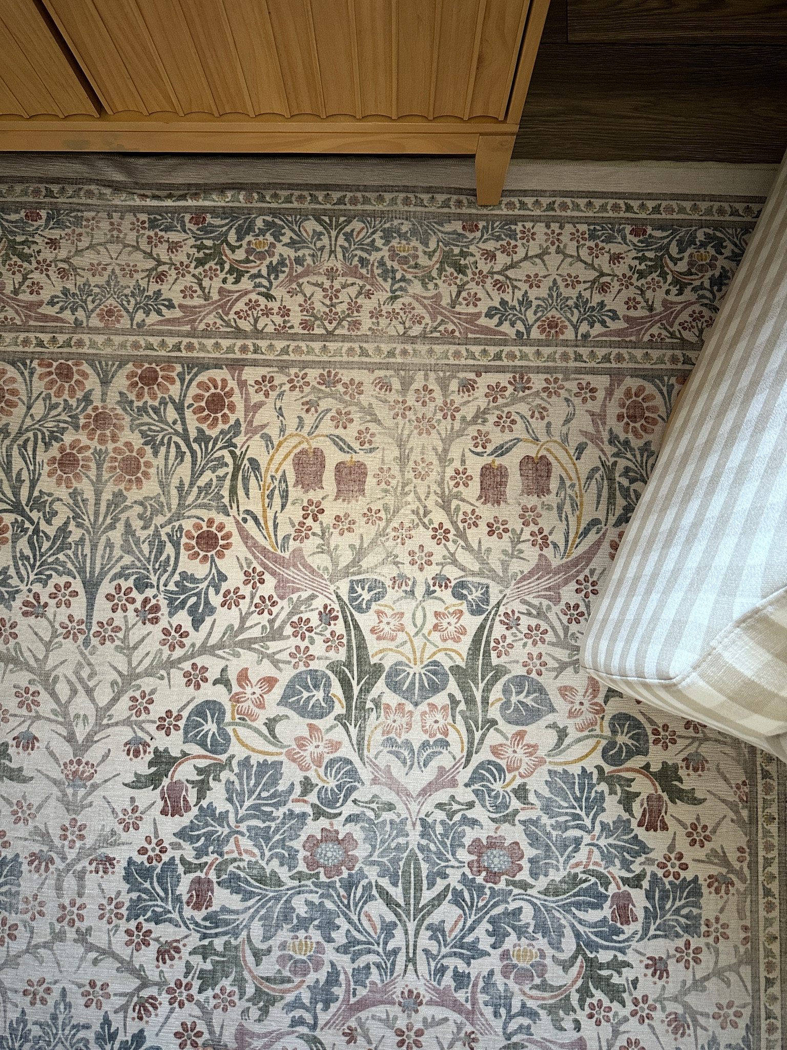 Ruggable, nursery rug, girl nursery, traditional nursery, ruggable Hawthorne 