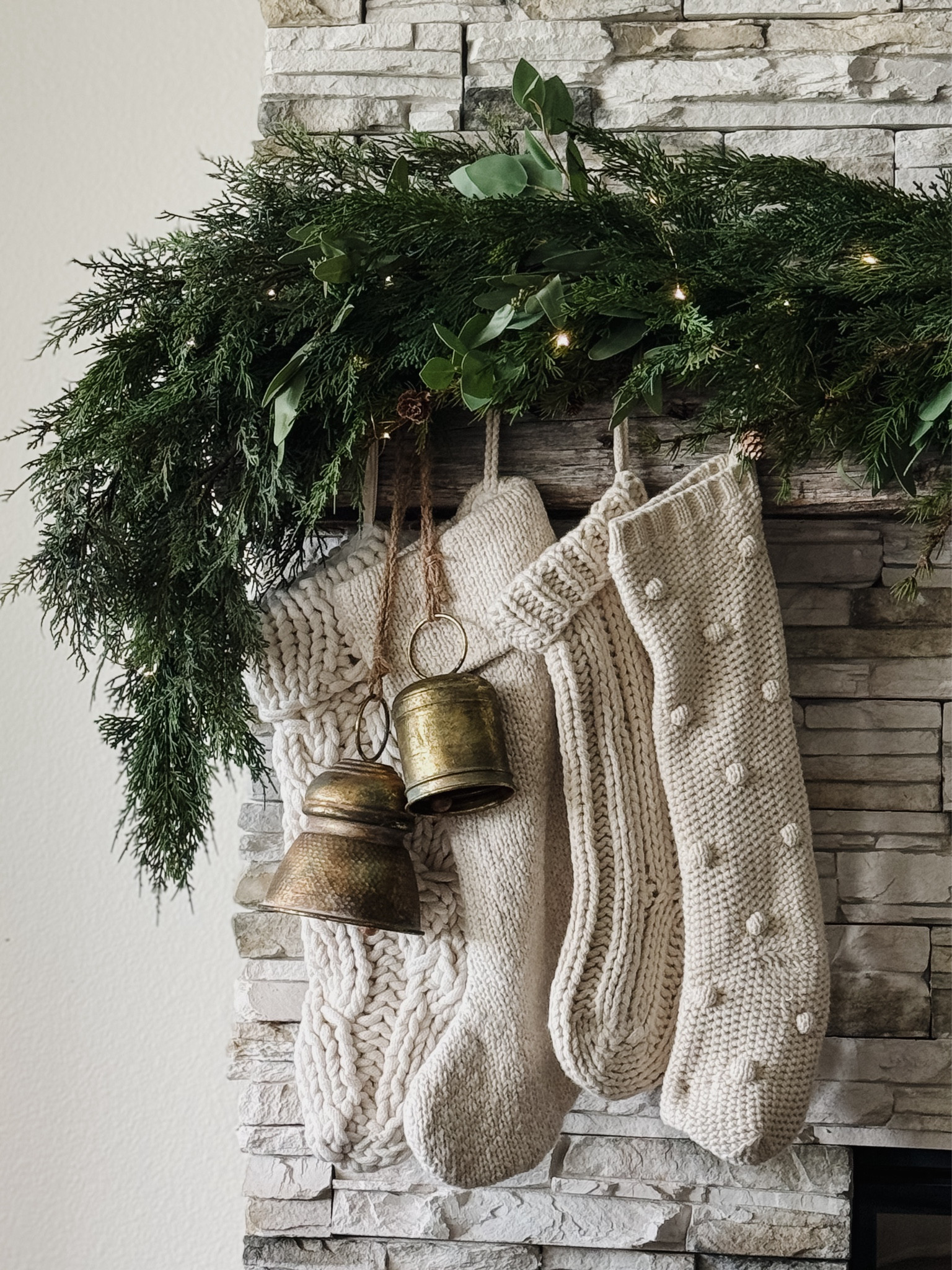 Amazon dupe for these layered knit stockings for under $40!

Christmas, stocking, Christmas decor, mantle, Christmas decoration, holiday decor, sale, Amazon, Walmart 

#LTKHome #LTKHoliday #LTKFindsUnder50