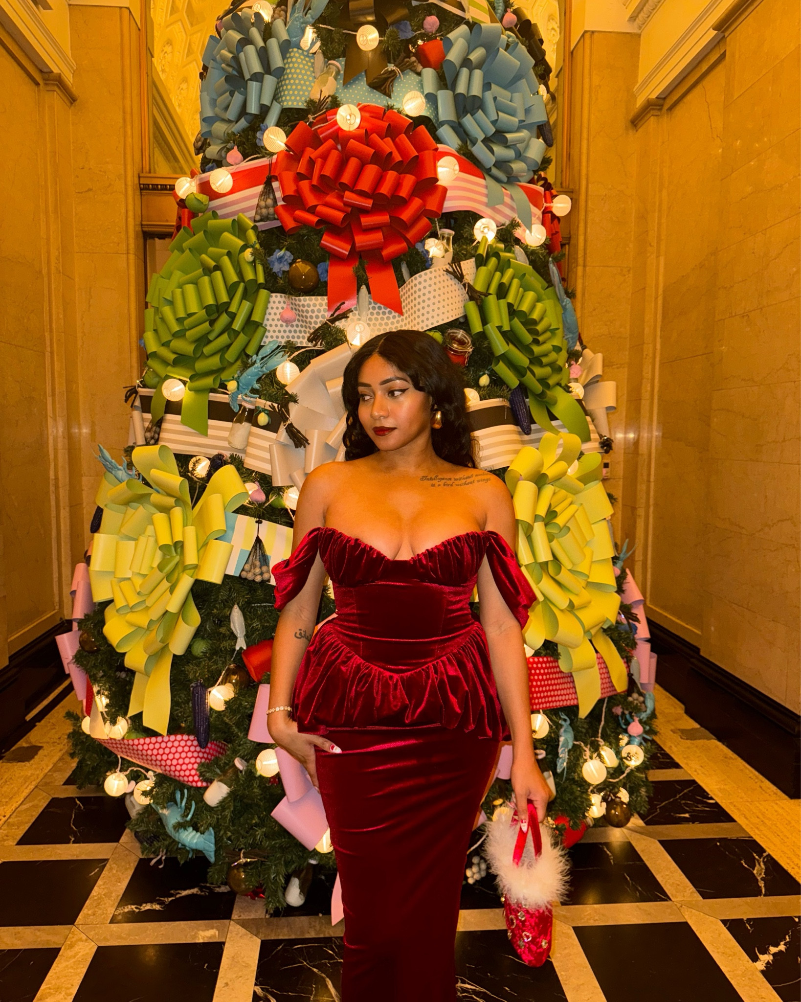 Christmas Party in DC ❤️🎄 christmas dress, holiday outfit, party dress, peplum, velvet, mini bag

Dress by Miss Circle

#LTKItBag #LTKParties #LTKHoliday