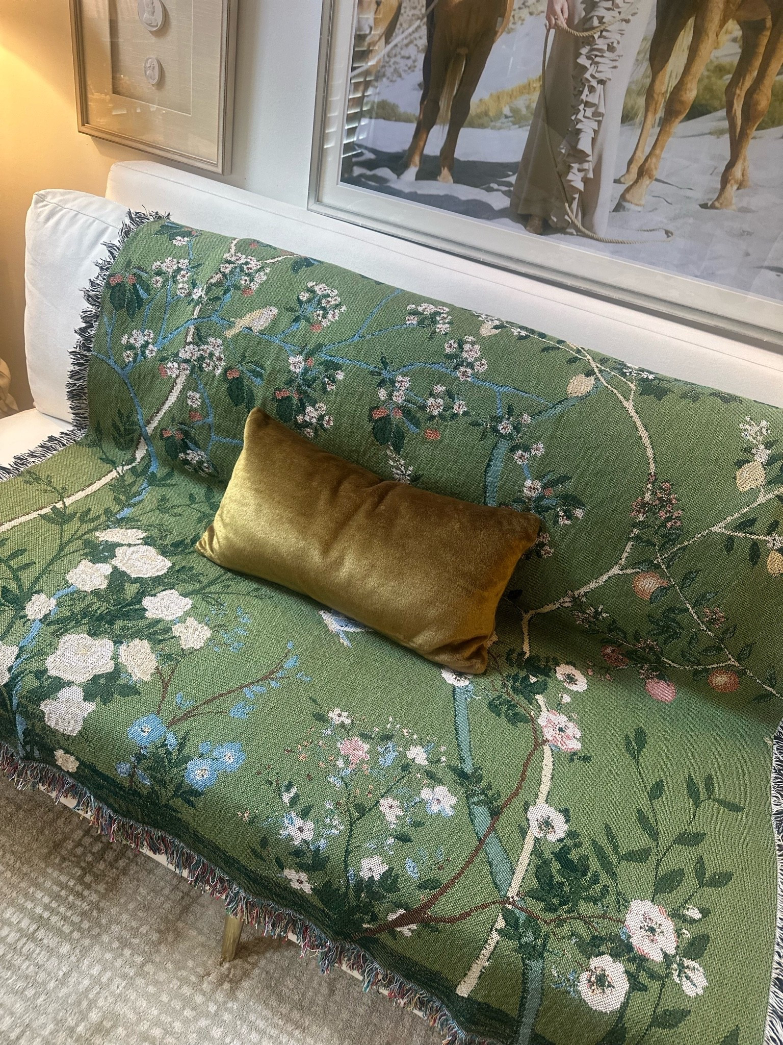 Super cute new throw 💚

#LTKHome