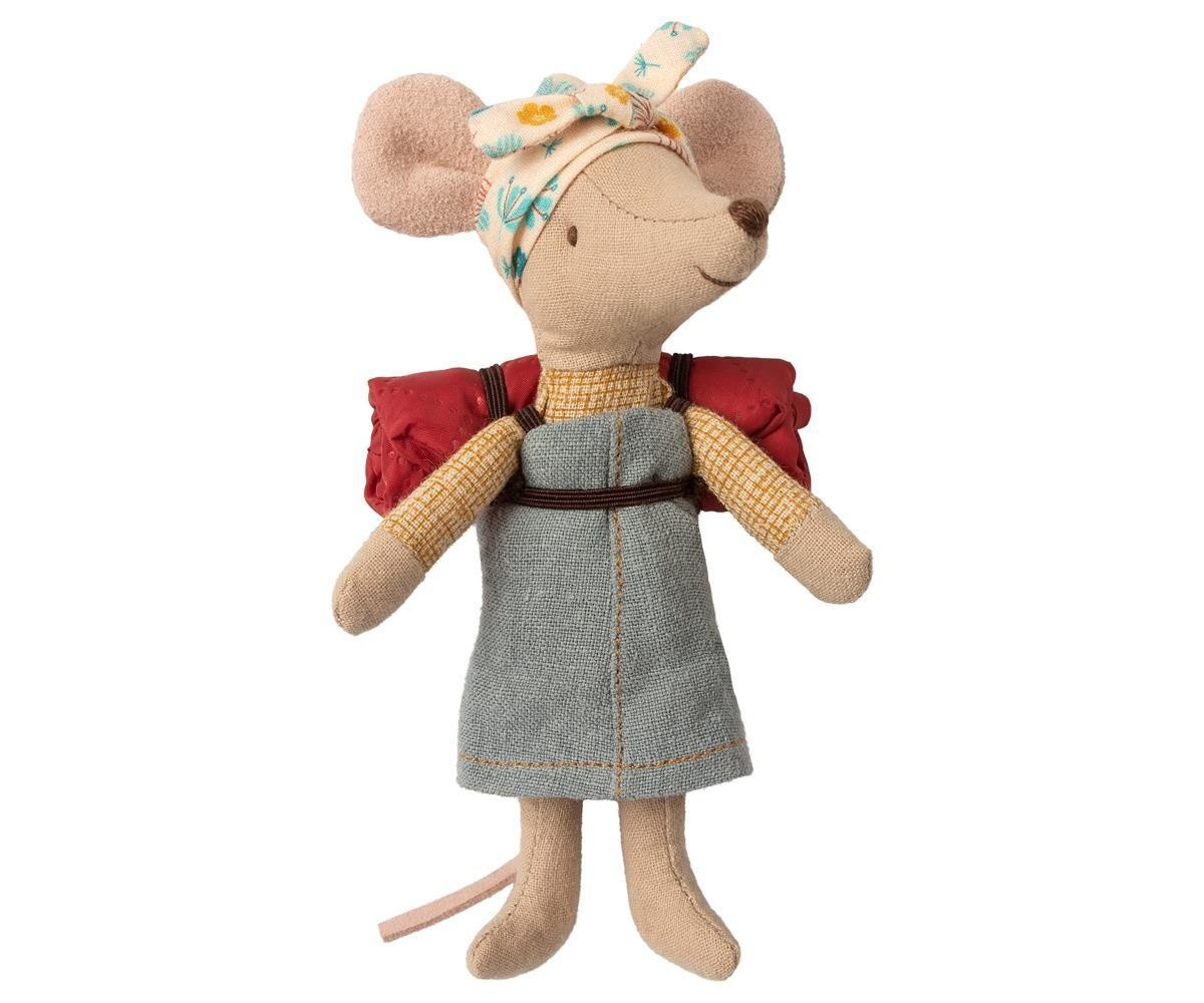 Big Sister Hiking Mouse | Rose & Rex 