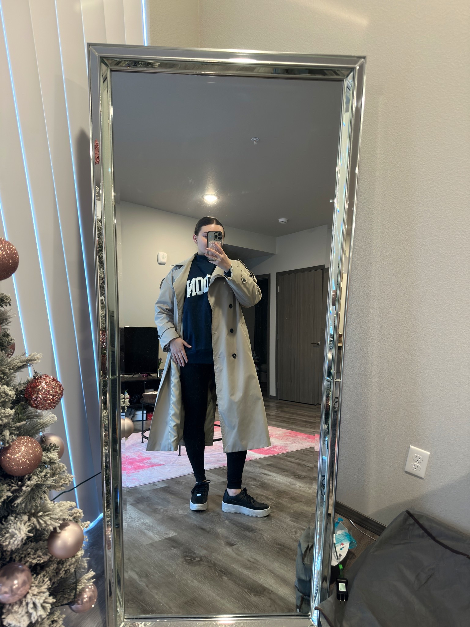 Cozy winter outfit for those days when you don’t want to be too dressed up! I love this big new sweatshirt for everyday adventures 🥰

I’m wearing a M coat, L sweatshirt, size 8 leggings and size 9 sneakers 

#LTKMidsize #LTKootd #LTKfitnessgoals