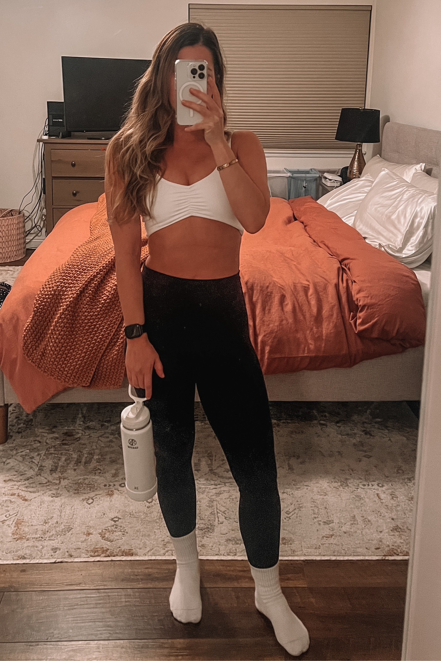 My fave sports bra in white tts 
My code scowie__ gets 30% Takeya bottles for BF 

#LTKSaleAlert #LTKActive #LTKFitness