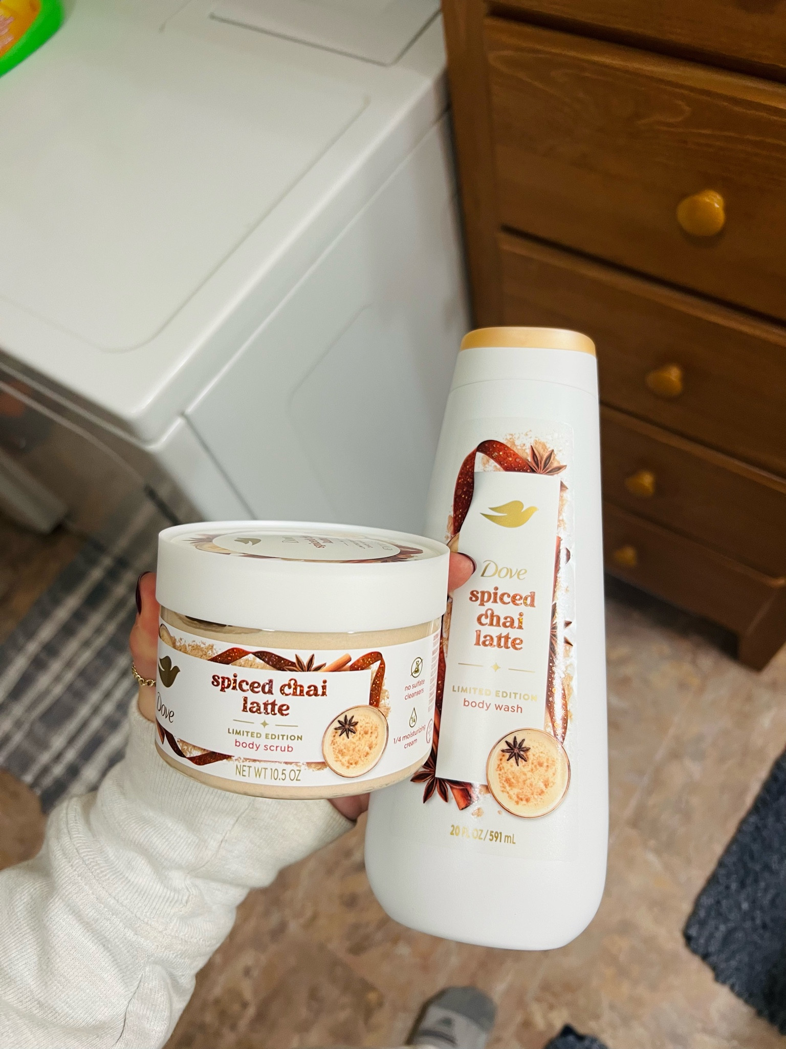 These smell DIVINE! 🤎 Would make a great gift too!

#LTKGiftGuide #LTKSeasonal #LTKHoliday