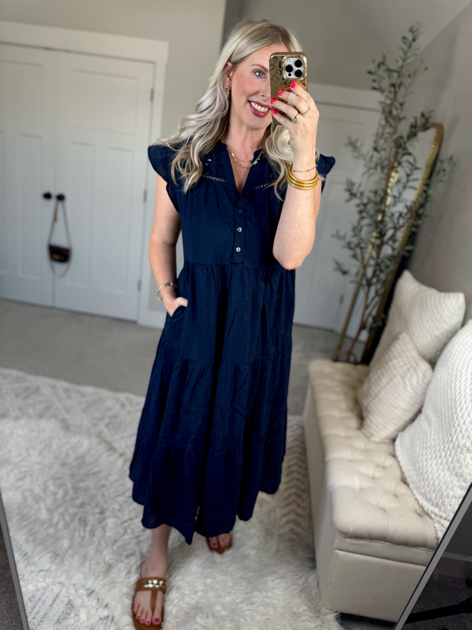 Daily try on, Walmart outfit, Walmart Fashion, Walmart try on, time and tru, midi dress, navy dress 

Medium 

#LTKFindsUnder50 #LTKxWalmart #LTKShoeCrush