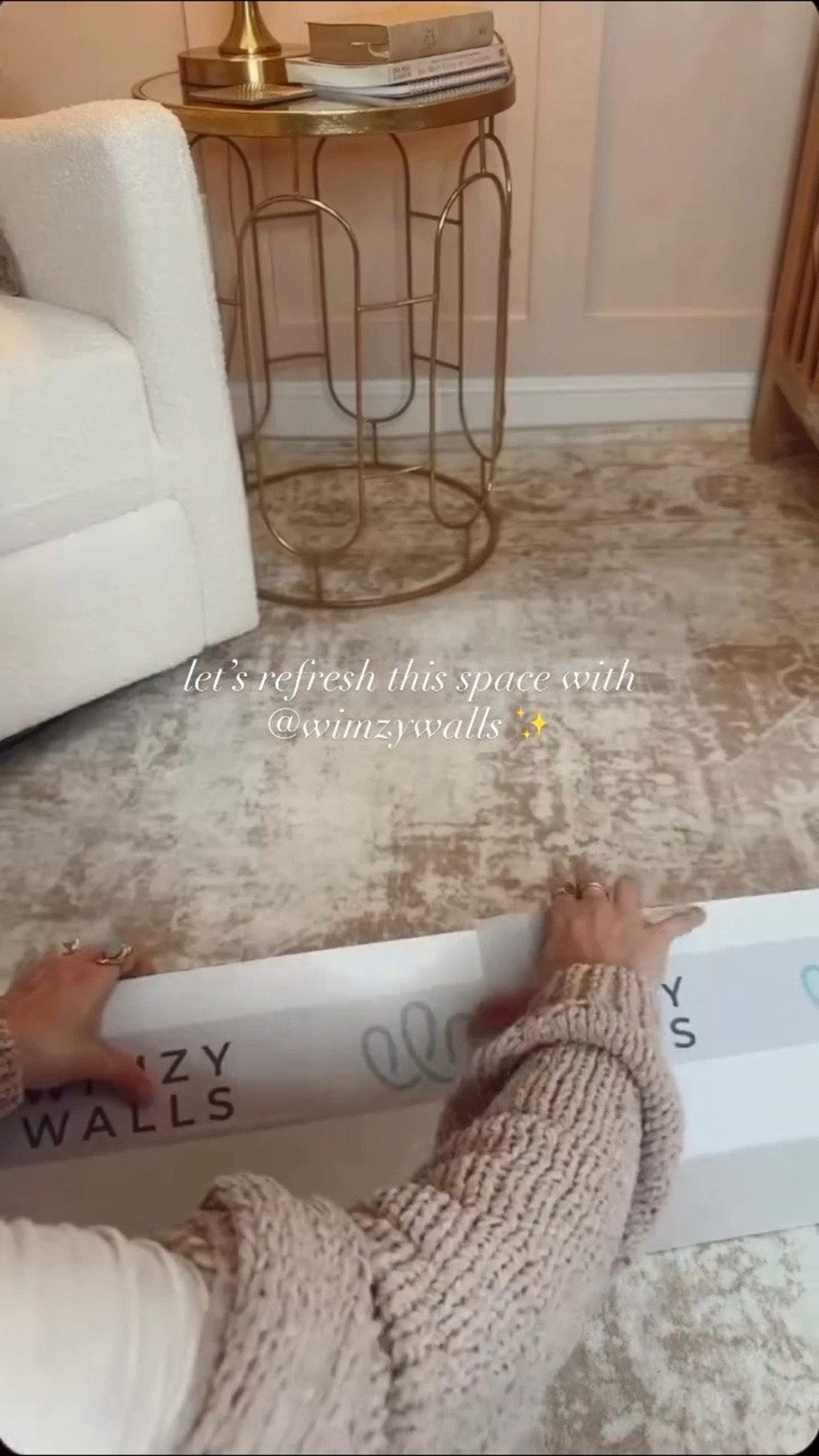 An instant transformation with zero mess ✨
This peel & stick wallpaper from @wimzywalls was SO easy to apply and totally elevated the room 💓 wallpaper shown: cottagecore neutral 

 #wimzywalls #wallpaper #wallpaperdecor #beforeandafter #applyingwallpaper #peelandstick #peelandstickwallpaper #wallpaper #nursery #nurserydecor #girlnurserydecor #girlnursery