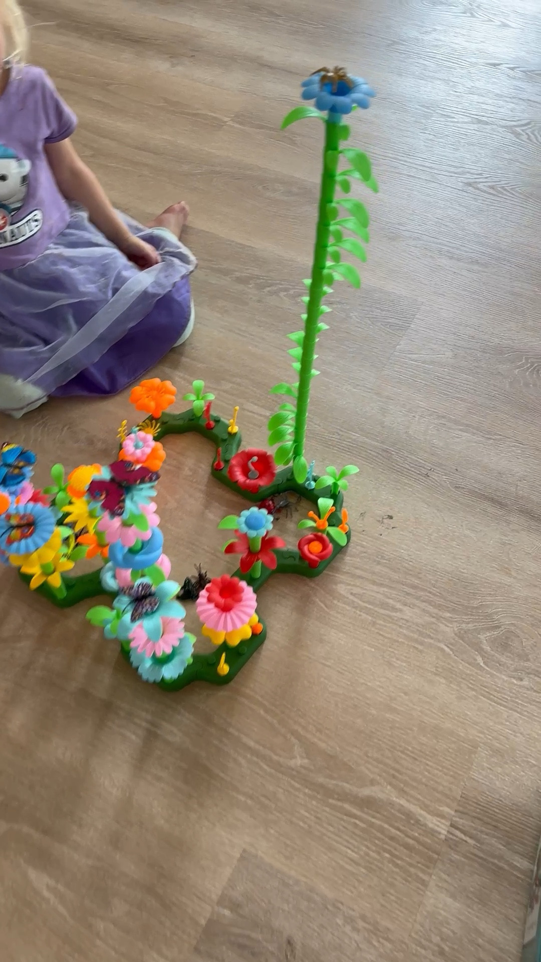 🌸 How cute is this DIY flower garden set?! My 4-year-old and 6-year-old are obsessed! Such a fun way to mix learning and play—STEM skills, creativity, and pretend gardening all in one. Perfect birthday gift for toddlers & preschoolers! 🌼💗

#STEMToys #ToddlerToys #PreschoolPlay #GiftIdeasForKids #LTKKids #BirthdayGiftIdeas #ToddlerFun #EducationalToys #FlowerGardenSet

#LTKSaleAlert #LTKKids #LTKFindsUnder50