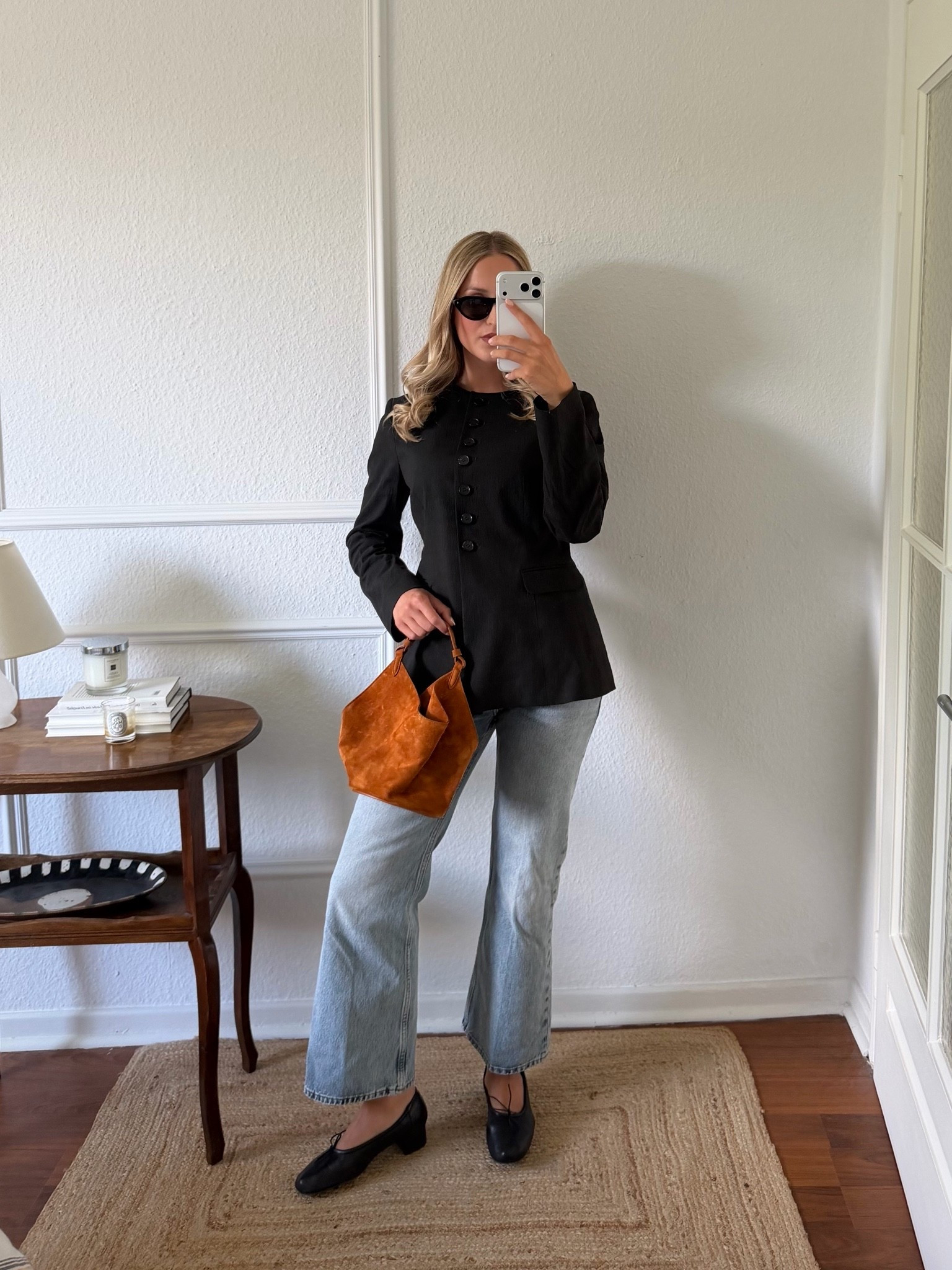 Basics but elevated: Jeans, Blazer, ballerinas 🖤

#LTKdeutschland #LTKstyletip #LTKjeans