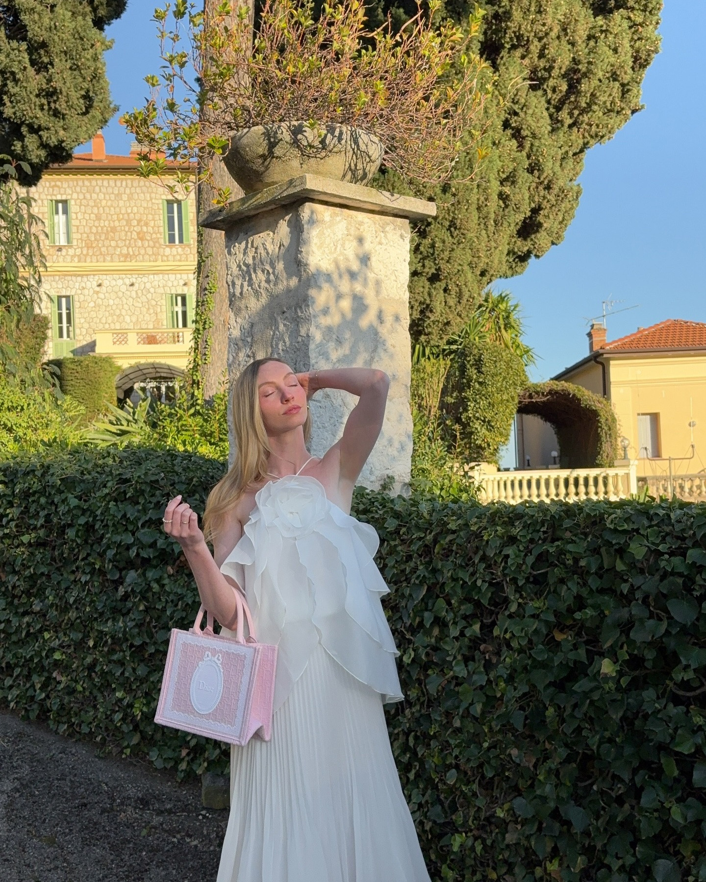 Can you hard launch a handbag? 🎀

🏷️: #springaesthetic #justagirl #springoutfitinspo Aje ruffle flower top, Jonathan Anderson Dior book tote, French riviera style, European Summer outfit ideas, south of France spring outfit