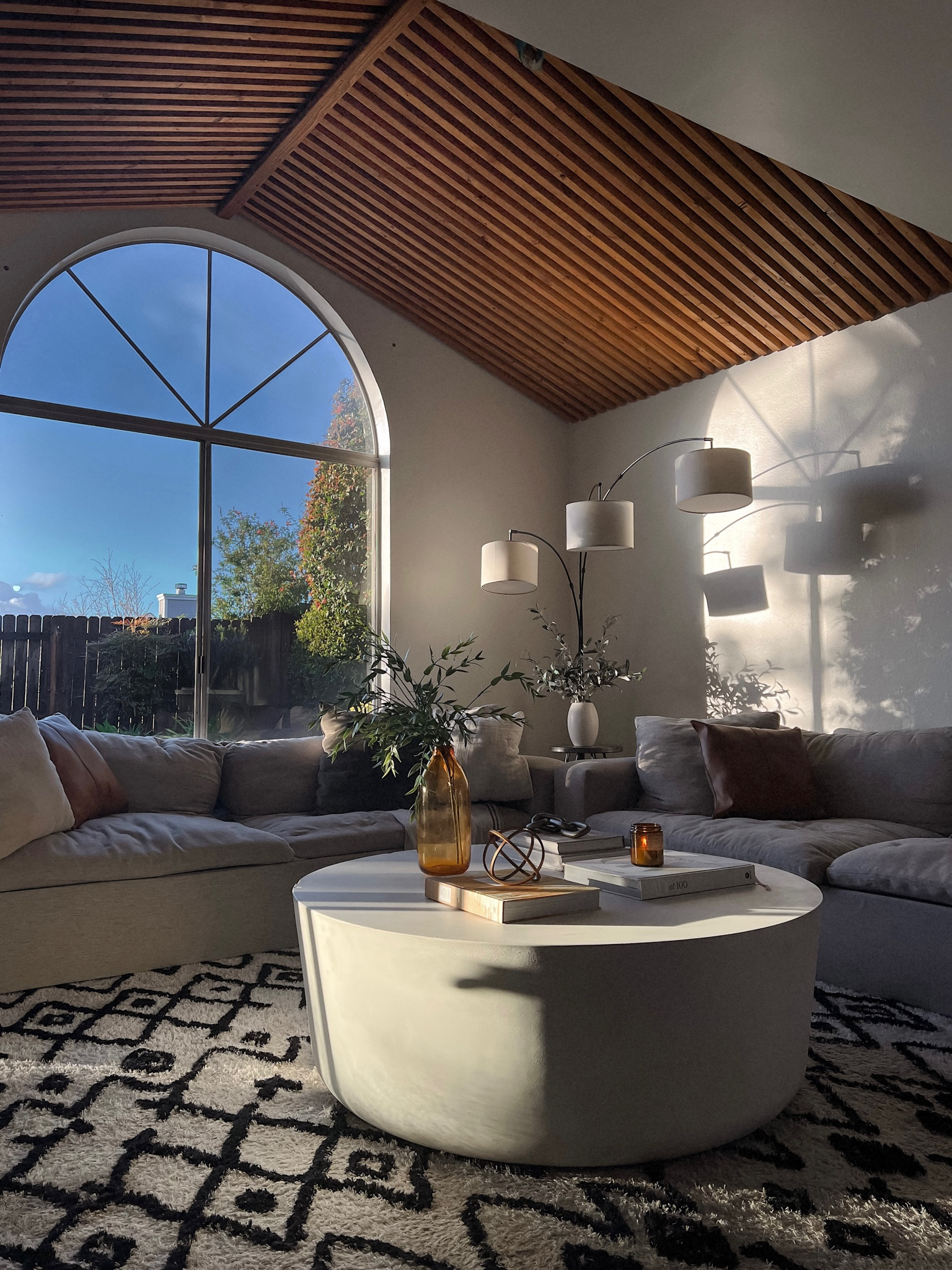 Cozy beach living room vibes 

#LTKunder50 #LTKunder100 #LTKhome