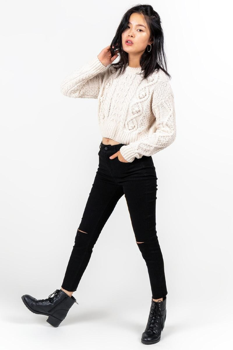 Odette Distressed Jeans | Francesca’s Collections