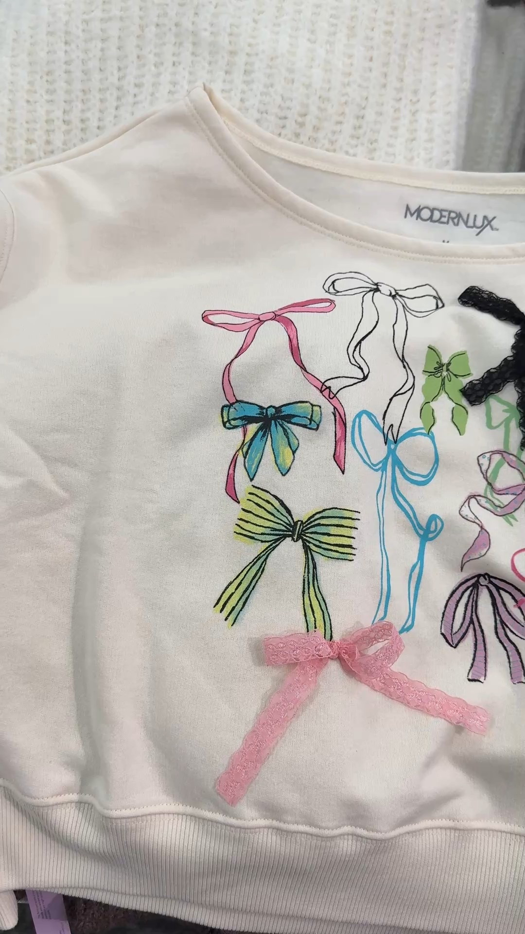 We are loving this cute bow fleece  sweatshirt ! So trendy ! 

#LTKgrwm #LTKFindsUnder50 #LTKootd