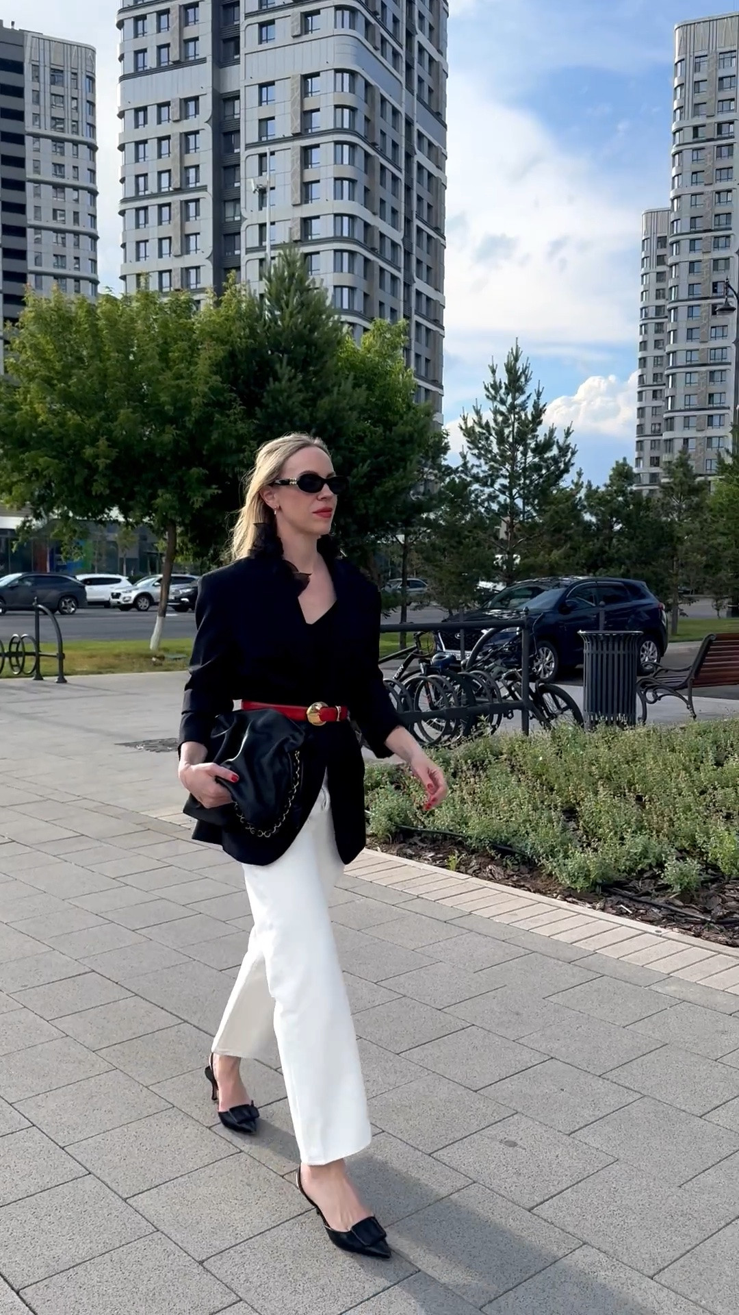 Summer date night outfit, oversized black blazer with wide belt, @levi white jeans, style over 40

#LTKSeasonal #LTKOver40 #LTKSaleAlert