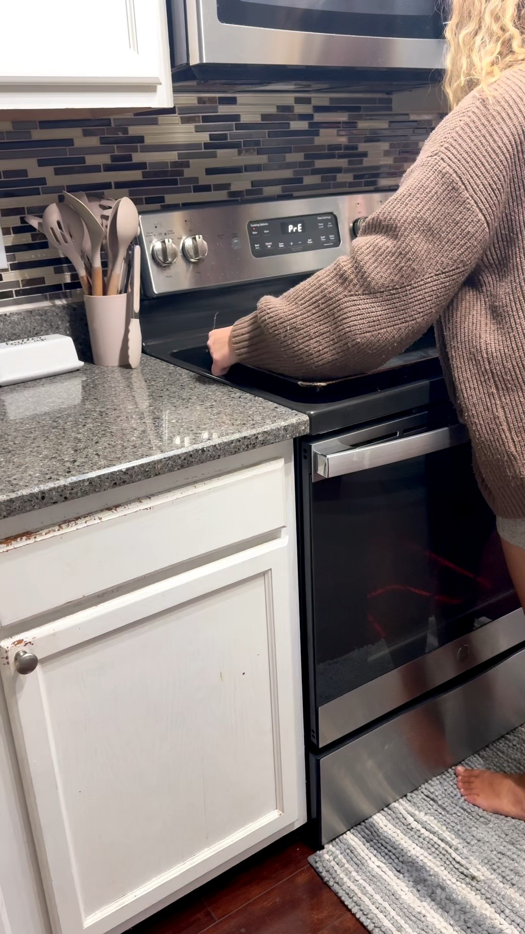 These breakfast rollups never miss — cheesy, protein-packed, and perfect for grab-and-go mornings.

#EasyBreakfast #MealPrepHacks #LTKHome #FamilyFood #QuickMeals

#LTKmomlife #LTKfoodie #LTKFamily