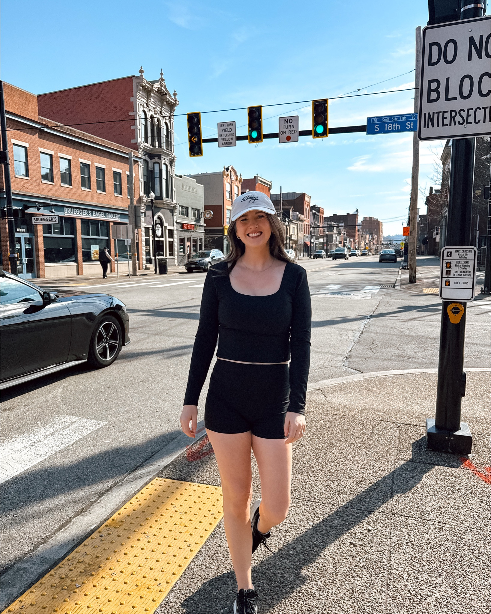 Everything I wore in Pittsburgh for a short weekend trip. 

I’ve had some of these clothes for a few years so I linked some similar items 🩵

#datenightoutfit #athleisure #workoutfit #canadiantuxedo

#LTKActive #LTKTravel #LTKdayinmylife