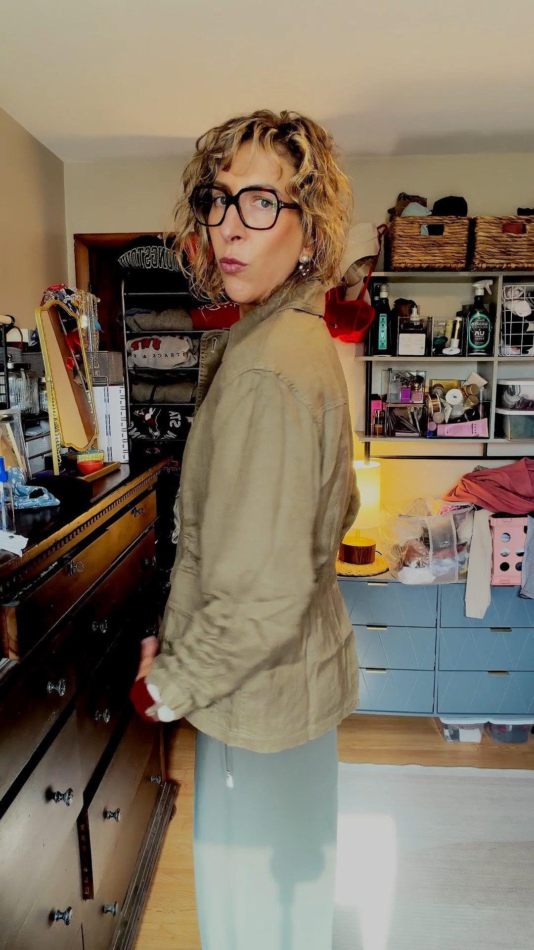 Not tall-sized. Bought it anyway. Zero regrets.

Hear me out — this oversized utility linen jacket from Banana Republic has a cropped sleeve, and it’s intentional. That detail alone changes everything. You know how a pushed-up sleeve on an oversized jacket completely shifts the shape of an outfit? Creates a focal point, adds definition, breaks up the silhouette? That’s exactly what this does — just built right in.

I’m 6’3”, 36” inseam, almost 40, and I sized down to a small (I’m usually a medium in jackets — the model wears an XS for reference, it runs very oversized).

Why I justified the non-tall-sized purchase:
100% linen. Double closure — button AND zip — so you can wear it fully open, zip it all the way, or just fasten the top button. Three completely different looks, one jacket. If you’re tall with a straighter frame like me, the tie waist lets you cinch the waist and create shape where there isn’t naturally a ton of it. This isn’t a trendy piece — it’s the kind of thing that stays in your closet for years.

Workwear, spring errands, summer office with the AC blasting — it just works.

🔗 Comment SHOP and I’ll send you the link directly.

—

Would you buy something that wasn’t tall-sized if the fit still worked? And what do you think about the cropped sleeve detail — love it or leave it?

—

#BananaRepublic #TallFashion #TallStyle #LTKTall #LTKOver40 #LTKStyleTip #LinenJacket #UtilityJacket #TallWomenFashion #StyleOver40 #WorkwearStyle #SpringOutfit #CapsuleWardrobe #OutfitInspo #OneTallOrder

#LTKTall #LTKPlusSize #LTKOver40