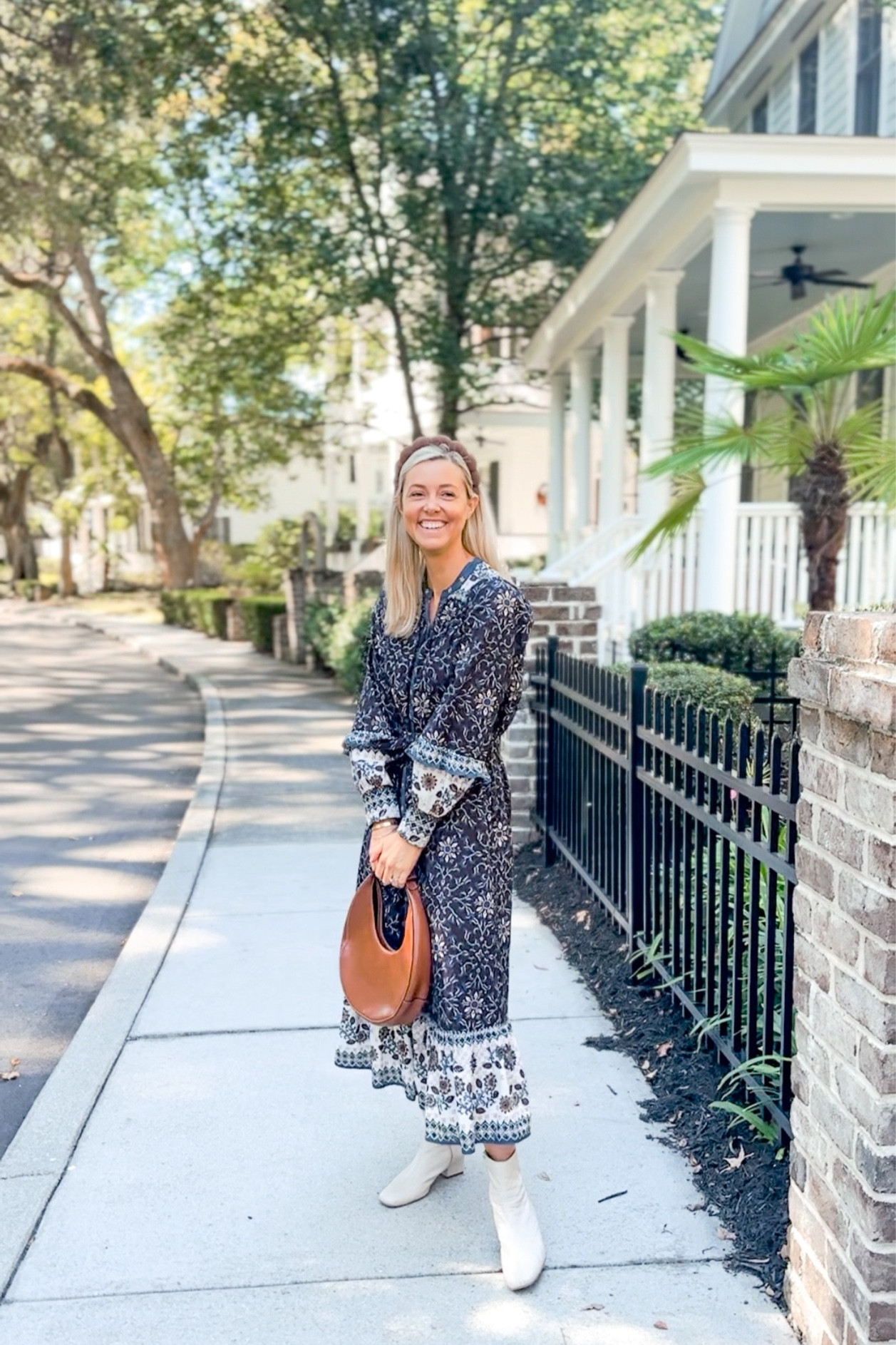  1 of 30: how my husband describes my outfit. Starting this series in pure fun because I know a lot of y’all can relate 🤣🍂
.
.
“Are you carrying a bed pan?”
“Are you wearing a tablecloth from the antique roadshow?”
“That headband looks like Mary Kate and Ashley the American girl doll”

#ltkhumor #ltkseasonal #ltkfunny #ltkdress #ltkstyletip #ltksalealert

#LTKSeasonal #LTKVideo #LTKstyletip