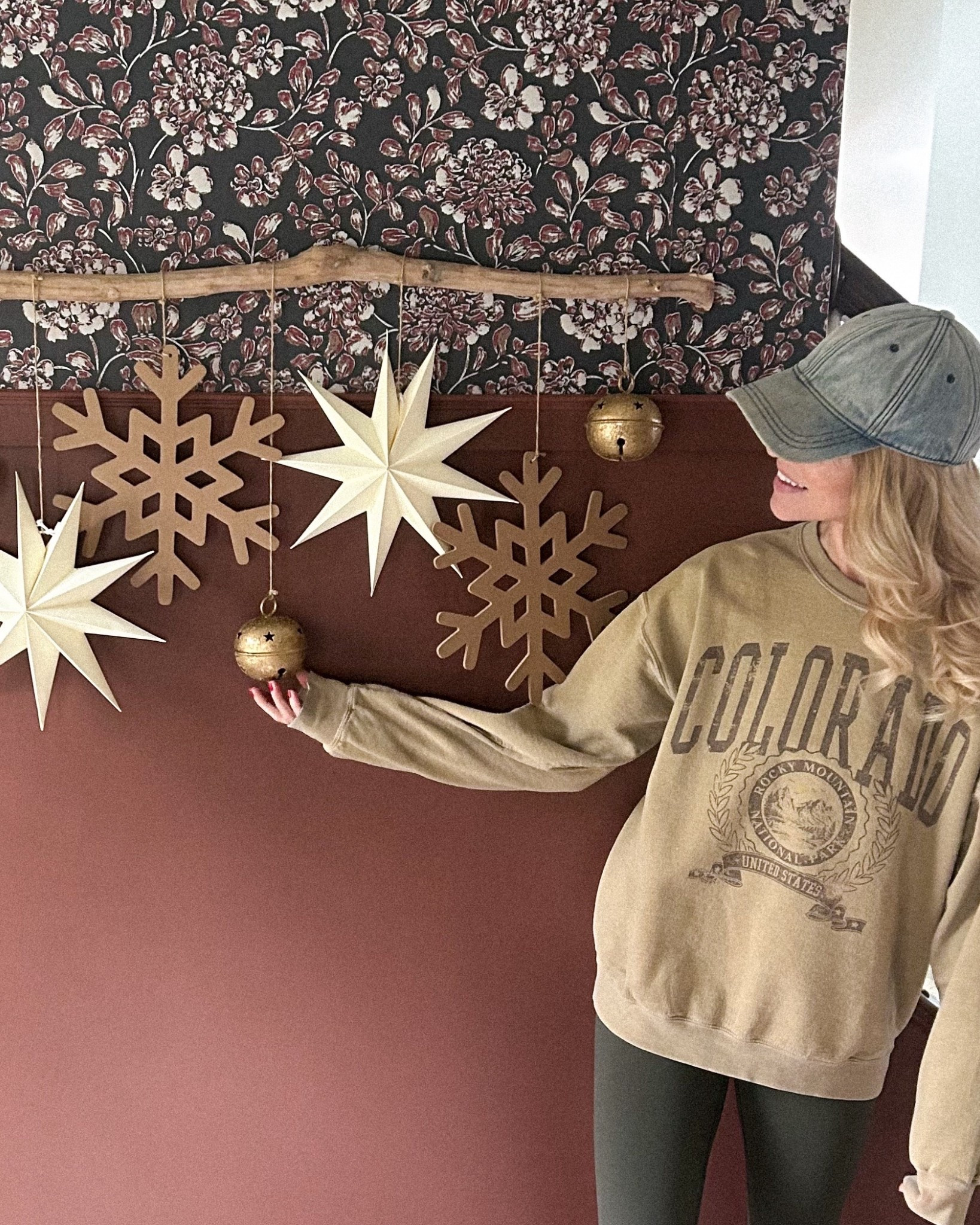 DIY HOLIDAY BRANCH ART

#LTKHoliday #LTKSeasonal #LTKHome