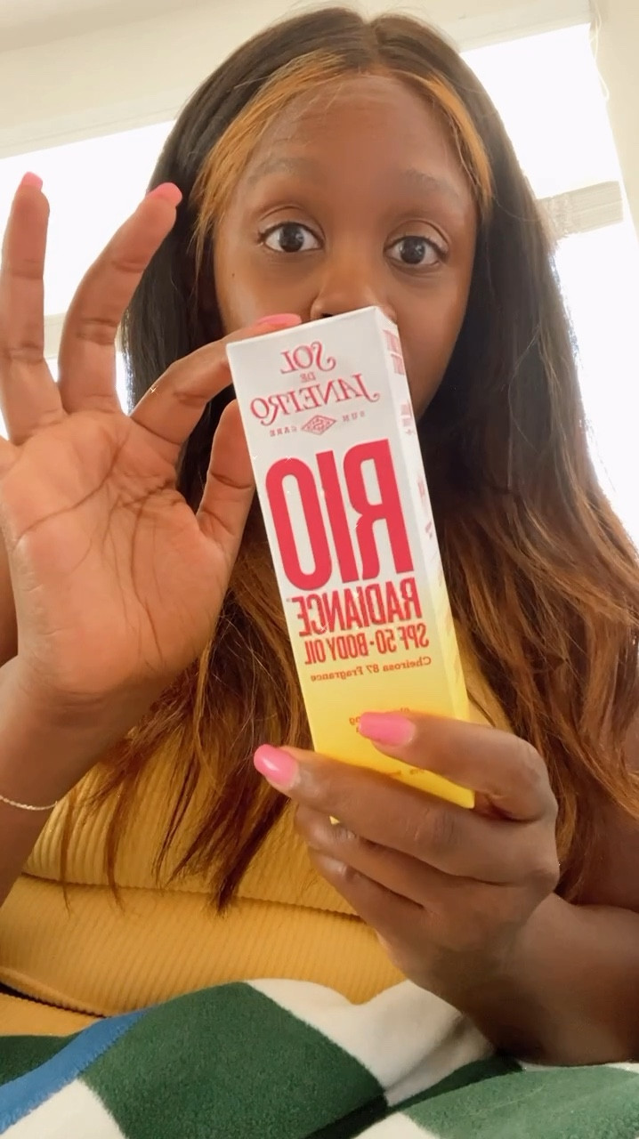 The best smelling sunscreen/body oil combo…leaves no white cast + leaves your skin looking shimmery and golden!!

#LTKSeasonal #LTKFindsUnder50 #LTKBeauty