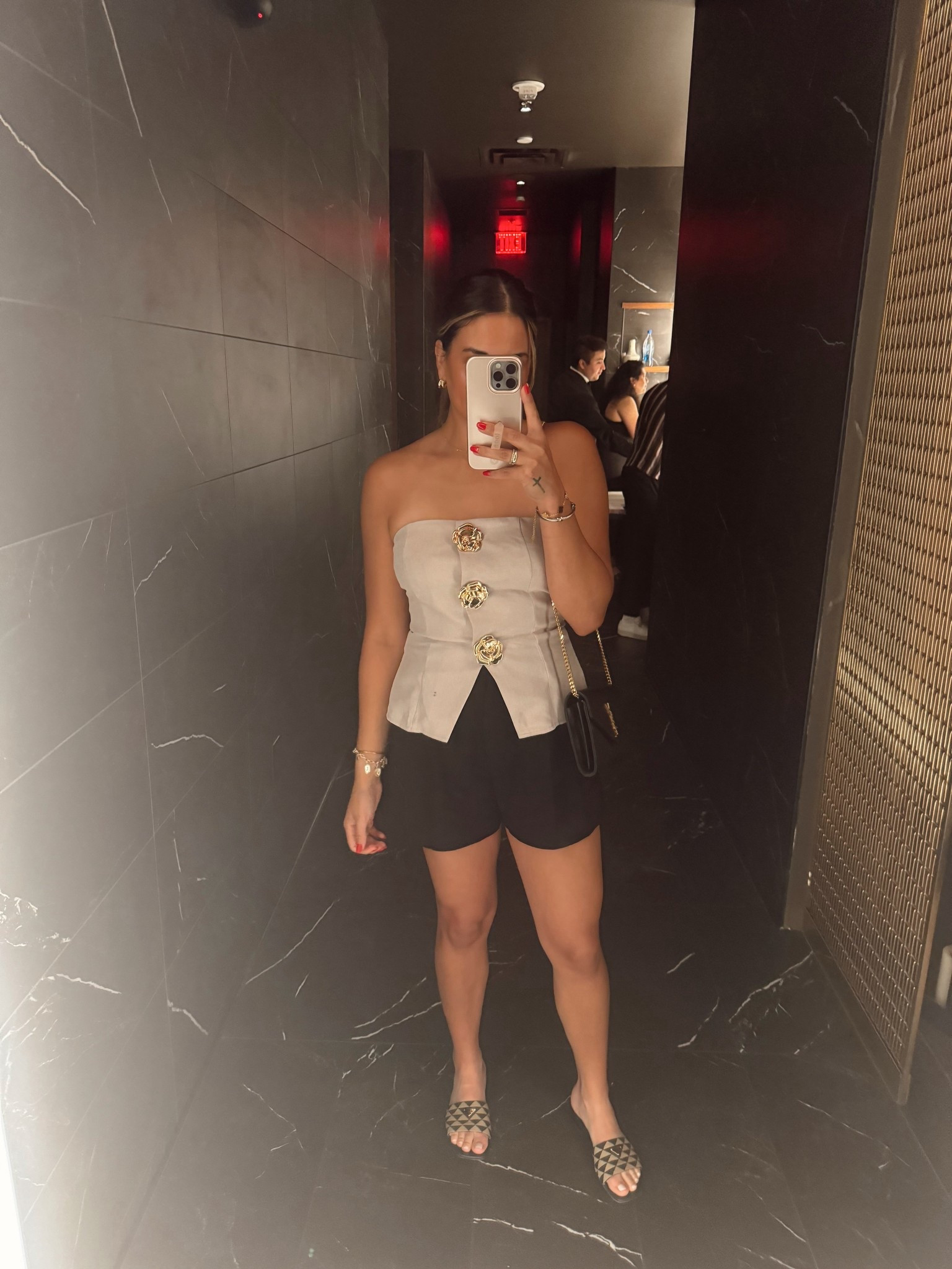 Vegas casual dinner and a show outfit. Amazon top, affordable style, linen shorts, designer sandals, summer fashion #summeroutfif #travel #vacationoutfits 

#LTKFindsUnder50 #LTKFindsUnder100 #LTKStyleTip