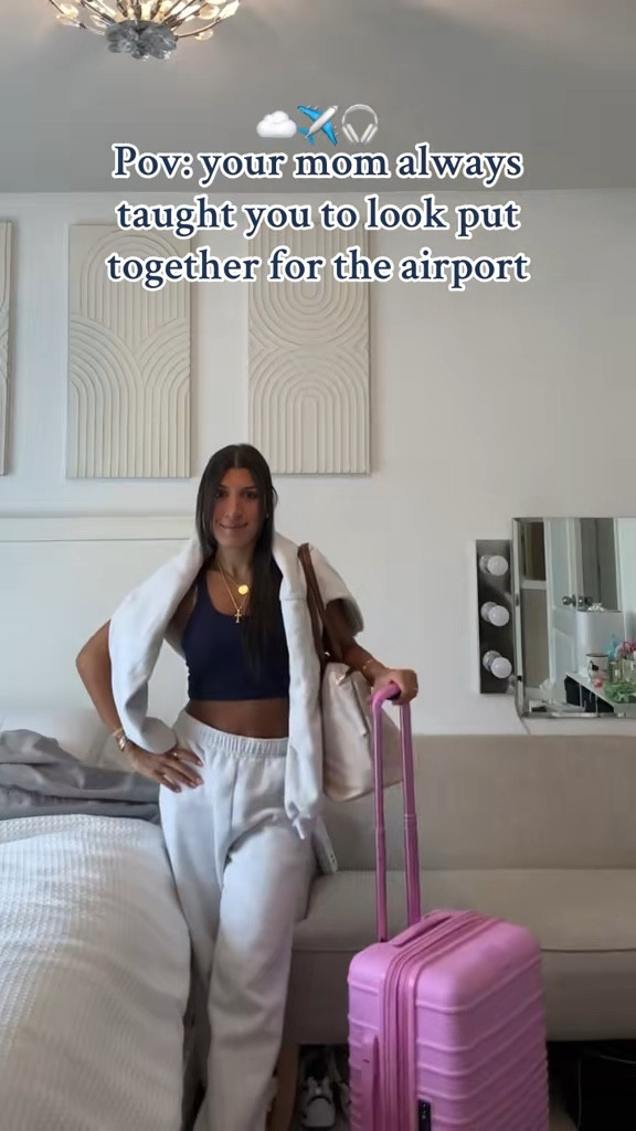 Go to comfy fit!! Especially for the airport #airportfit #comfy 

#LTKHoliday #LTKSeasonal #LTKStyleTip