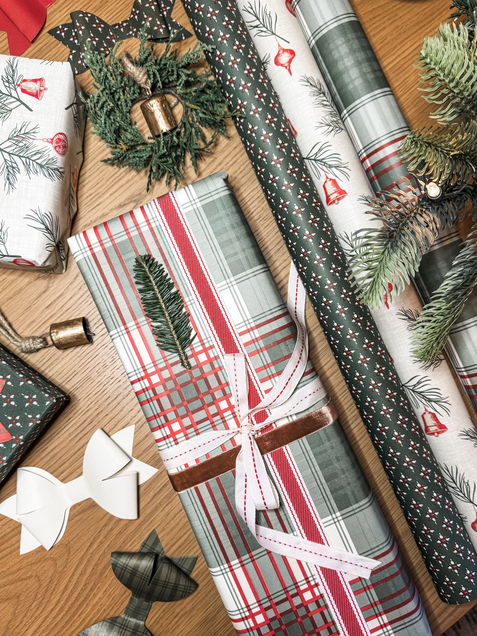 Christmas wrapping done right ♥️

#wrappingpaper #bells #christmasgifts #christmaswrapping

#LTKHoliday #LTKFindsUnder50 #LTKSeasonal