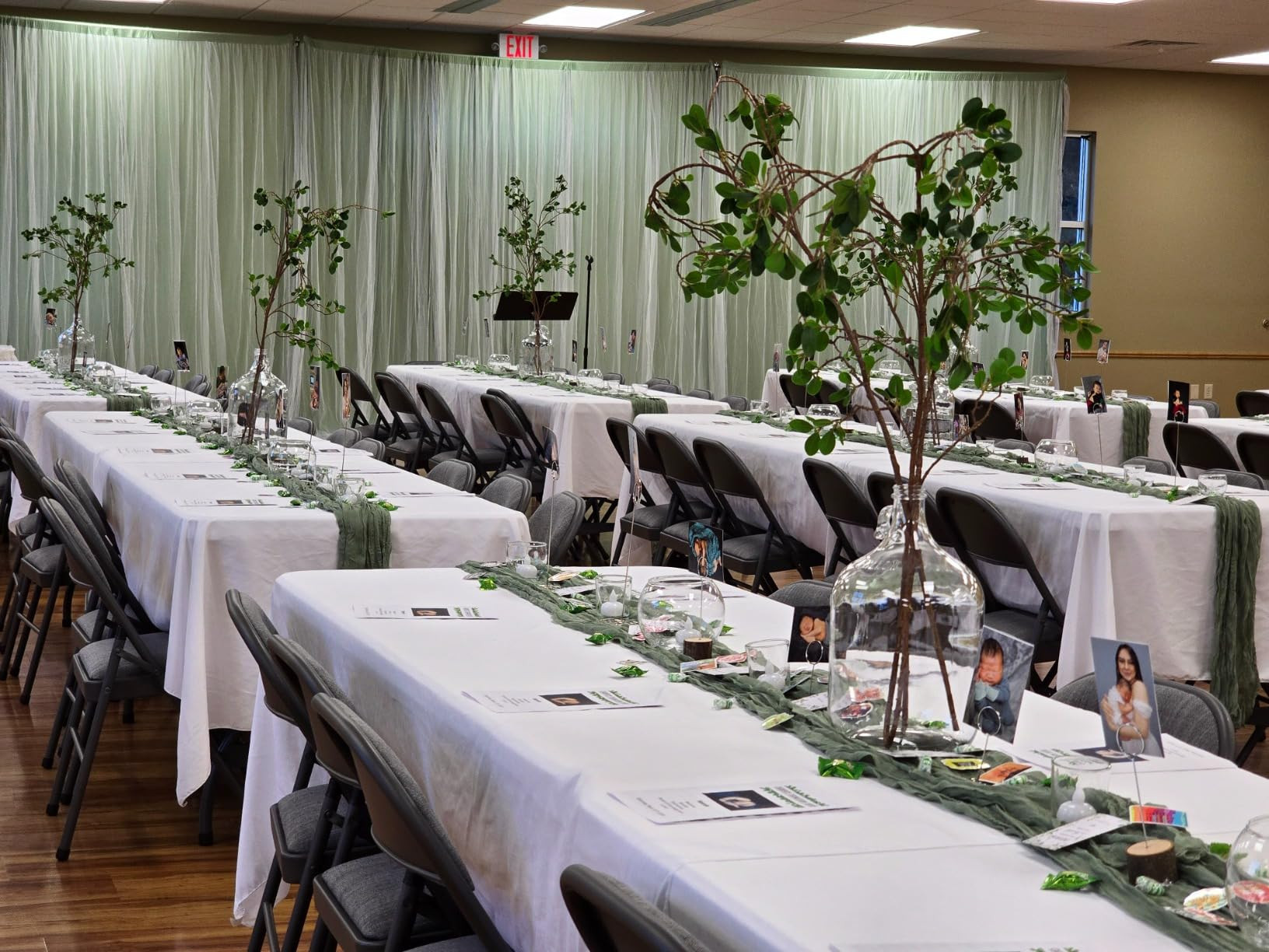 Sggvecsy 43’’ 4Pcs Artificial Ficus Branches Faux Leaf Spray Green Eucalyptus Branches Artifi... | Amazon (US)