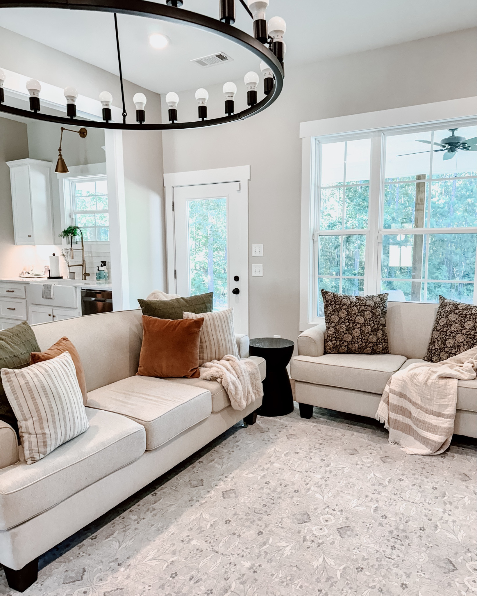 living room pillow refresh!! 🤍

Large green pillows on sale for $18 🥳

#LTKSaleAlert #LTKFindsUnder50 #LTKHome