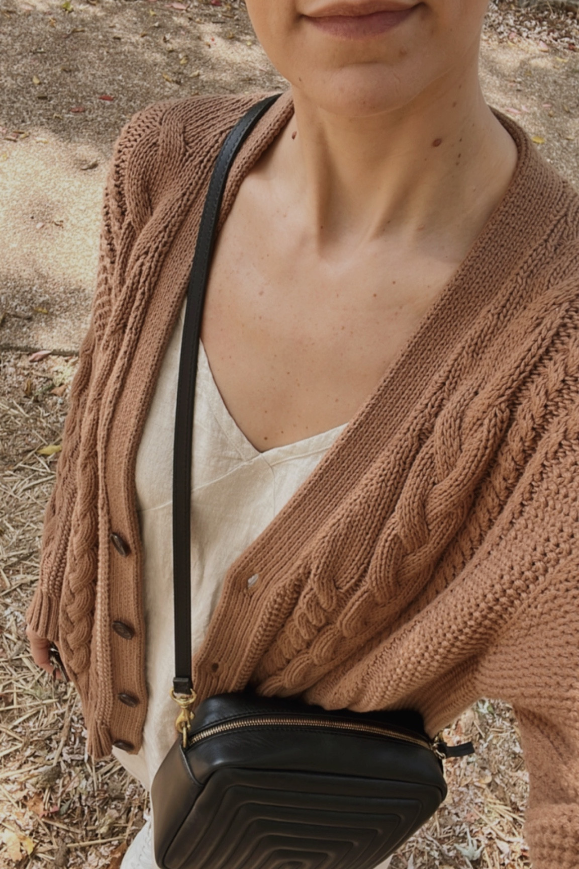 A fall palette to love 
Cardigan crossbody linen midi dress 

#LTKSeasonal #LTKitbag