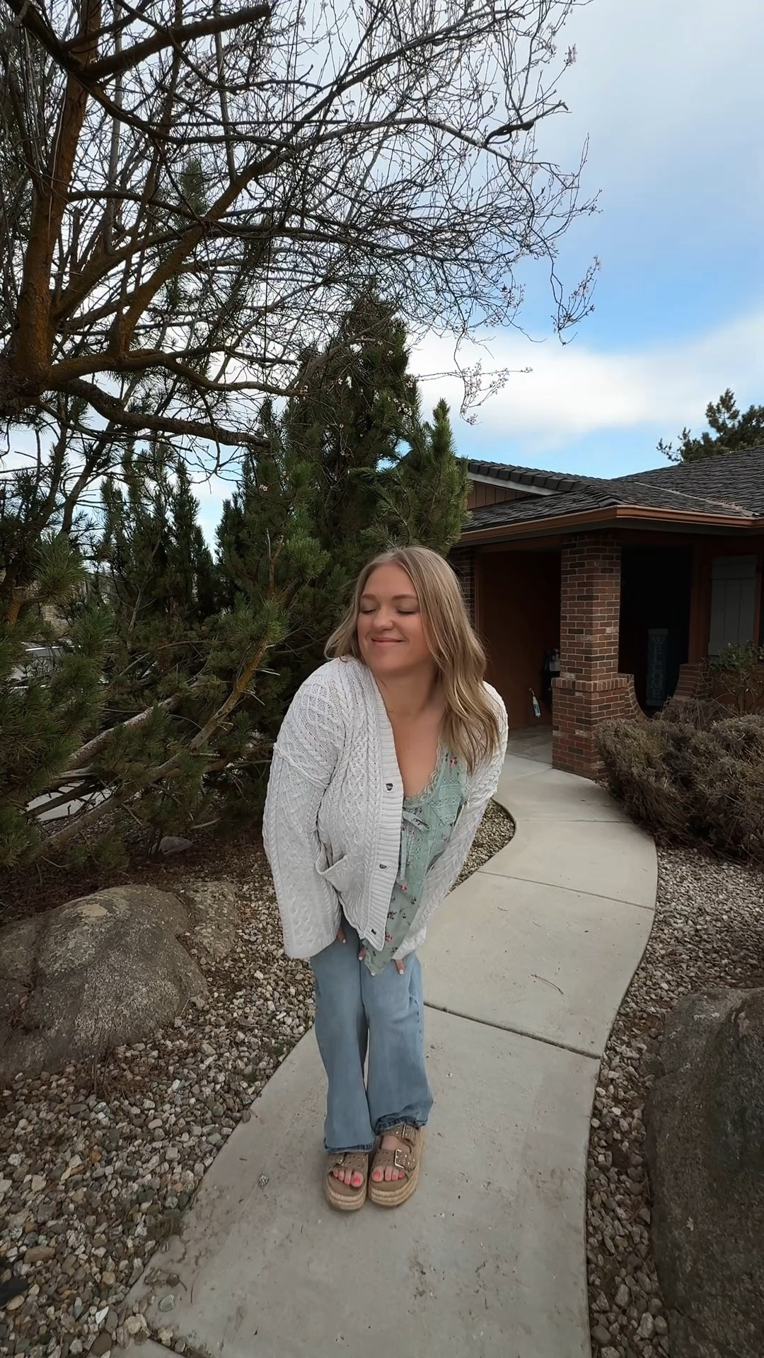 Spring is in full effect over here 🌸



#LTKSpringSale #LTKootd #LTKMidsize