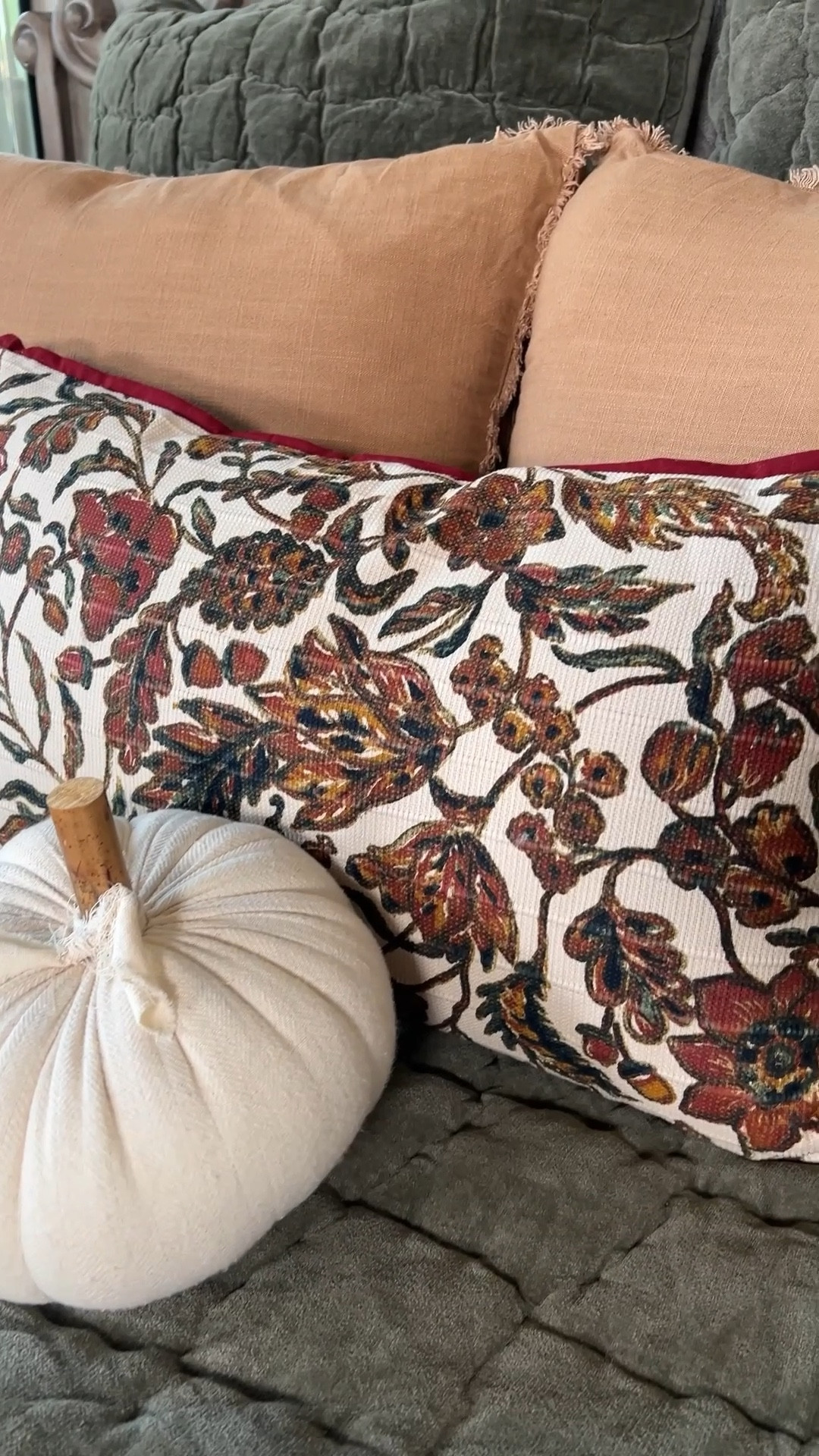 Fall Bedroom Glow-Up 🍂 Mixed Pottery Barn bedding with Target finds to get that luxury bedding look without the luxury price ✨ Layered quilts, and the prettiest Fall pillows = instant bedroom refresh. Shop my cozy picks here! 

#LTKHome #LTKSeasonal