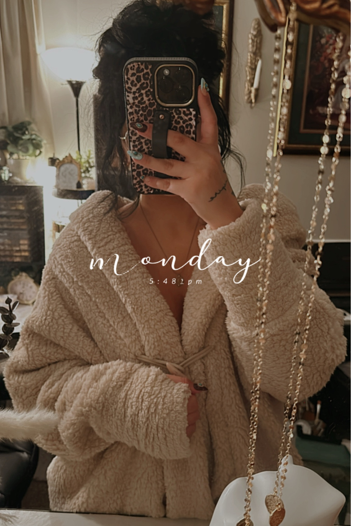 Christmas Present to myself this year 🙈 
This is the perfect piece to wear around the house if you’re a cold girly like me or outside(I’ve worn it as a coat too and it’s WARM!)
Thumb holes✔️
Oversized hood✔️
Coziness level 10/10
I initially ordered a L/XL but it wasn’t quite as oversized as I would prefer so I exchanged for a 1x/3x and it’s perfect 


#LTKBaby